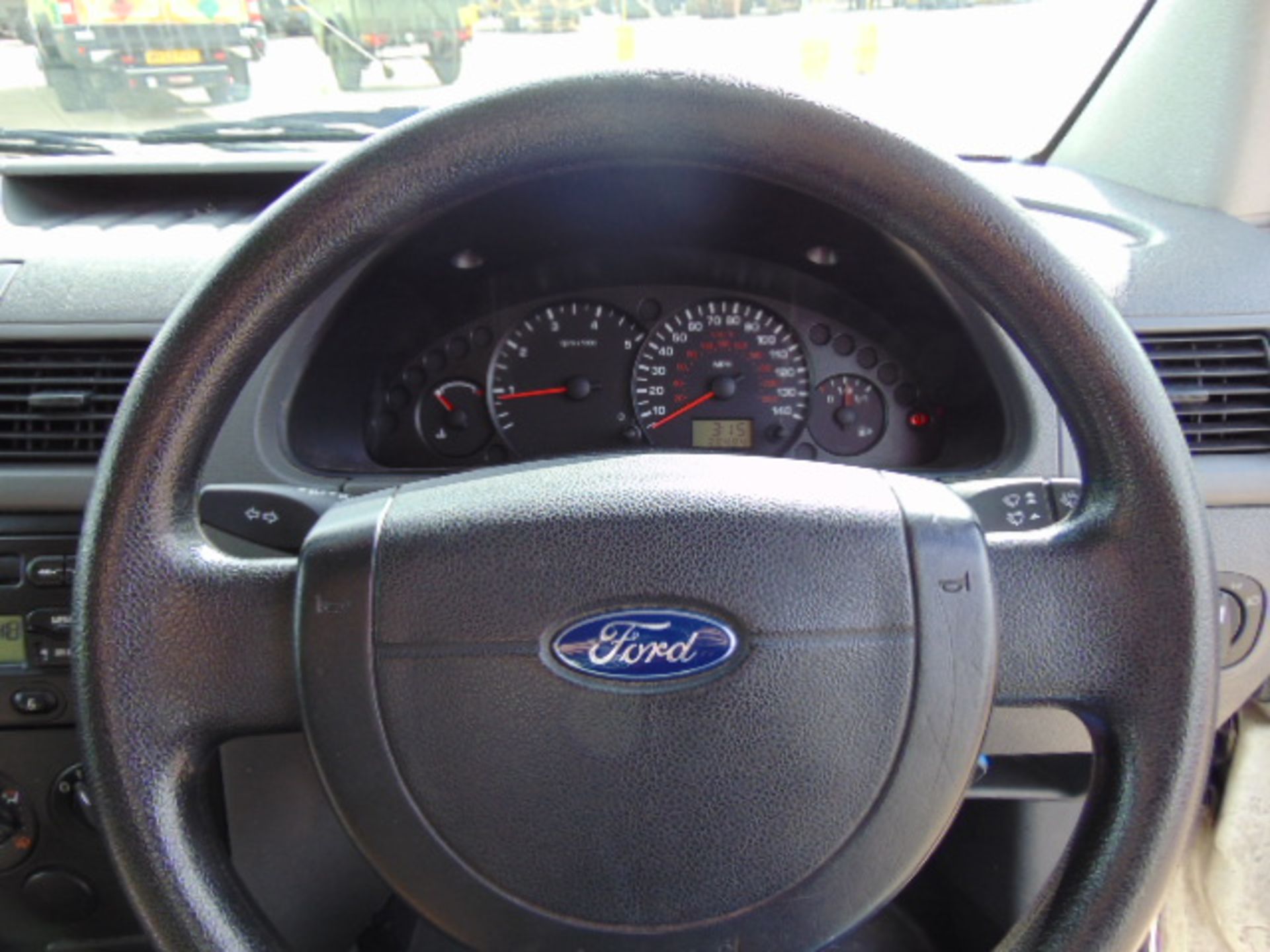 2006 Ford Transit Connect T200 L Panel Van 38,484 miles - Image 12 of 16