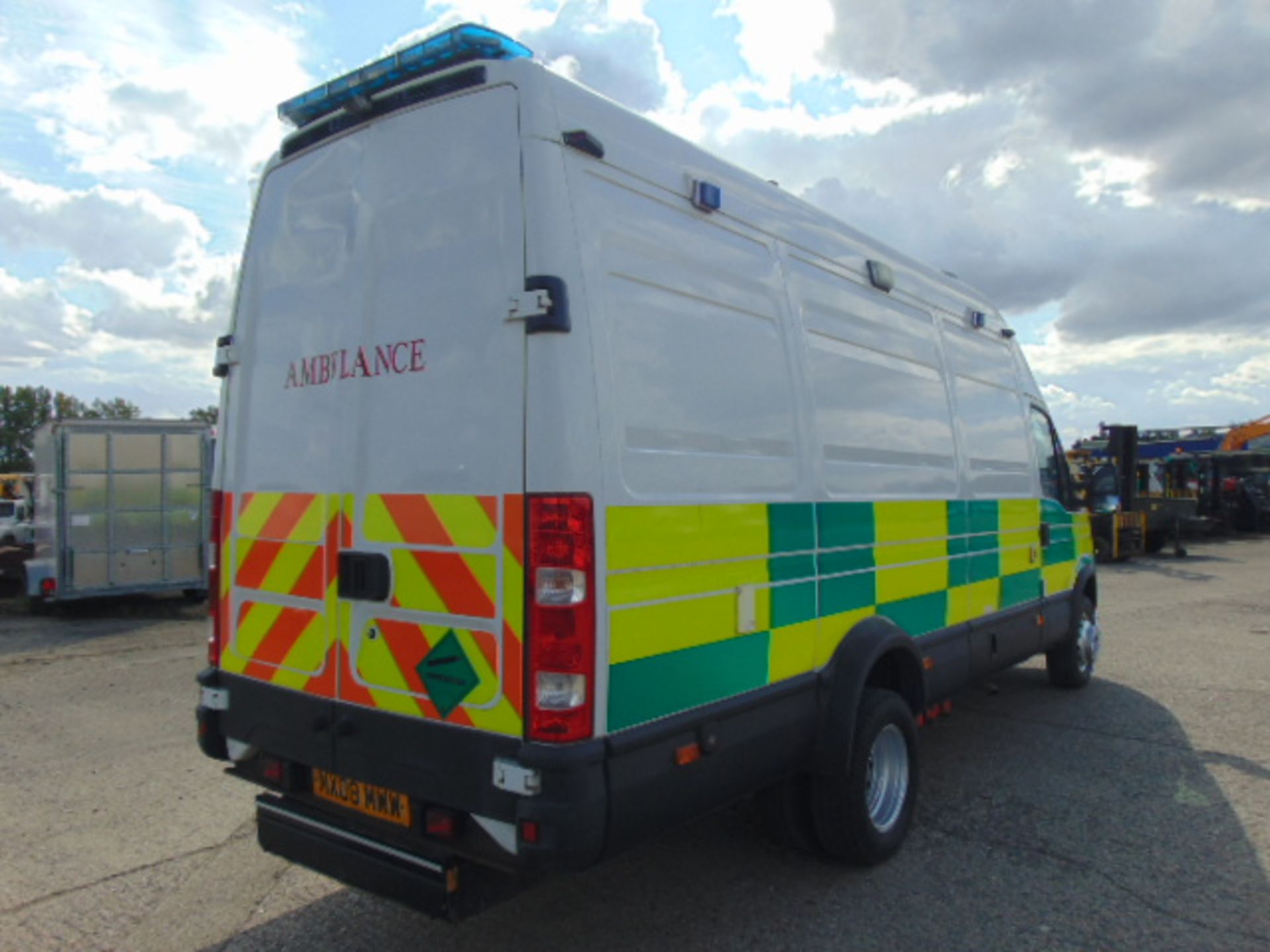 Iveco Daily 65C18 3.0 HPT Long Wheel Base, High roof panel van - Image 6 of 32