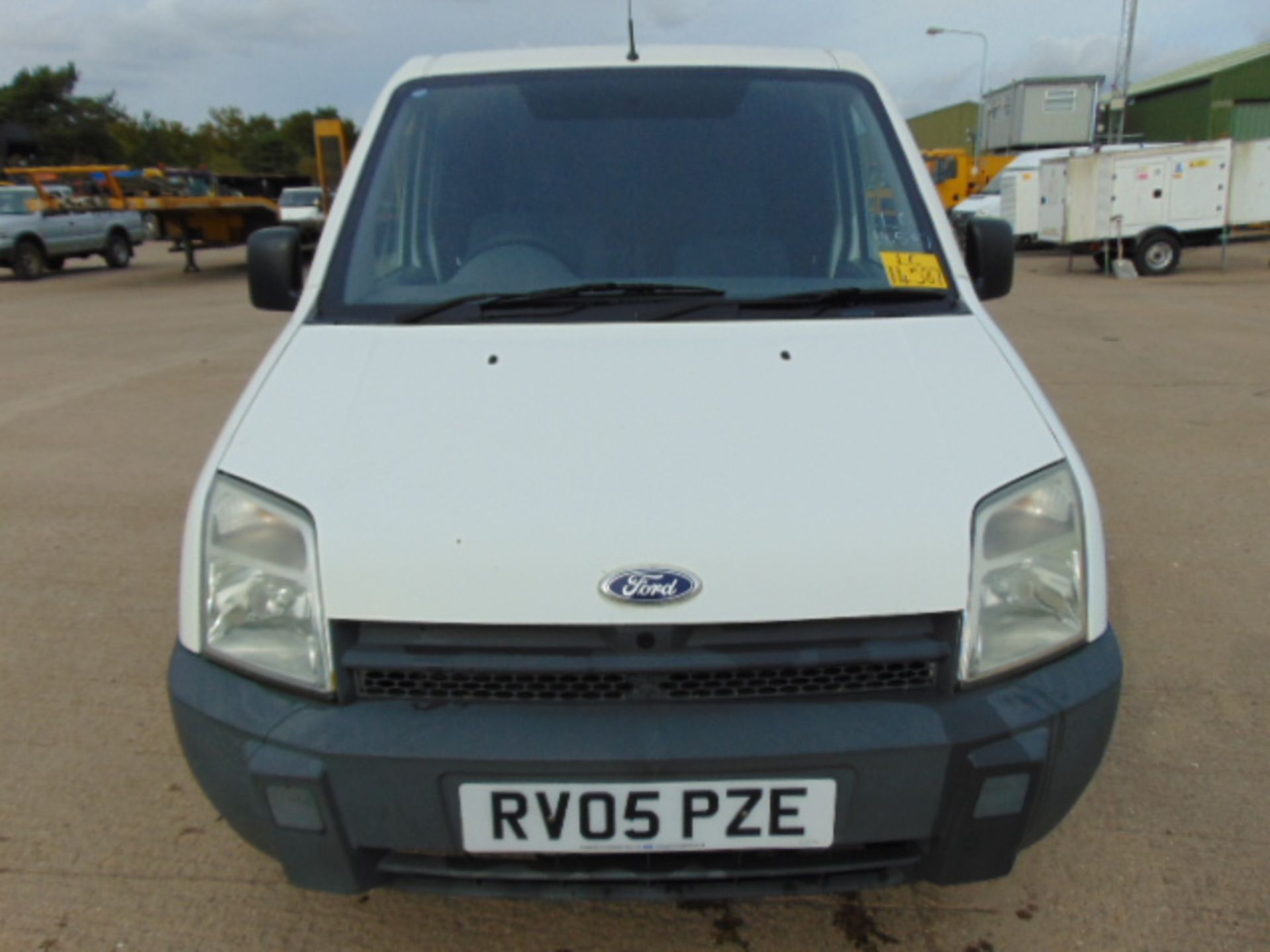 2005 Ford Transit Connect T200 L Panel Van 45,378 miles - Image 2 of 15