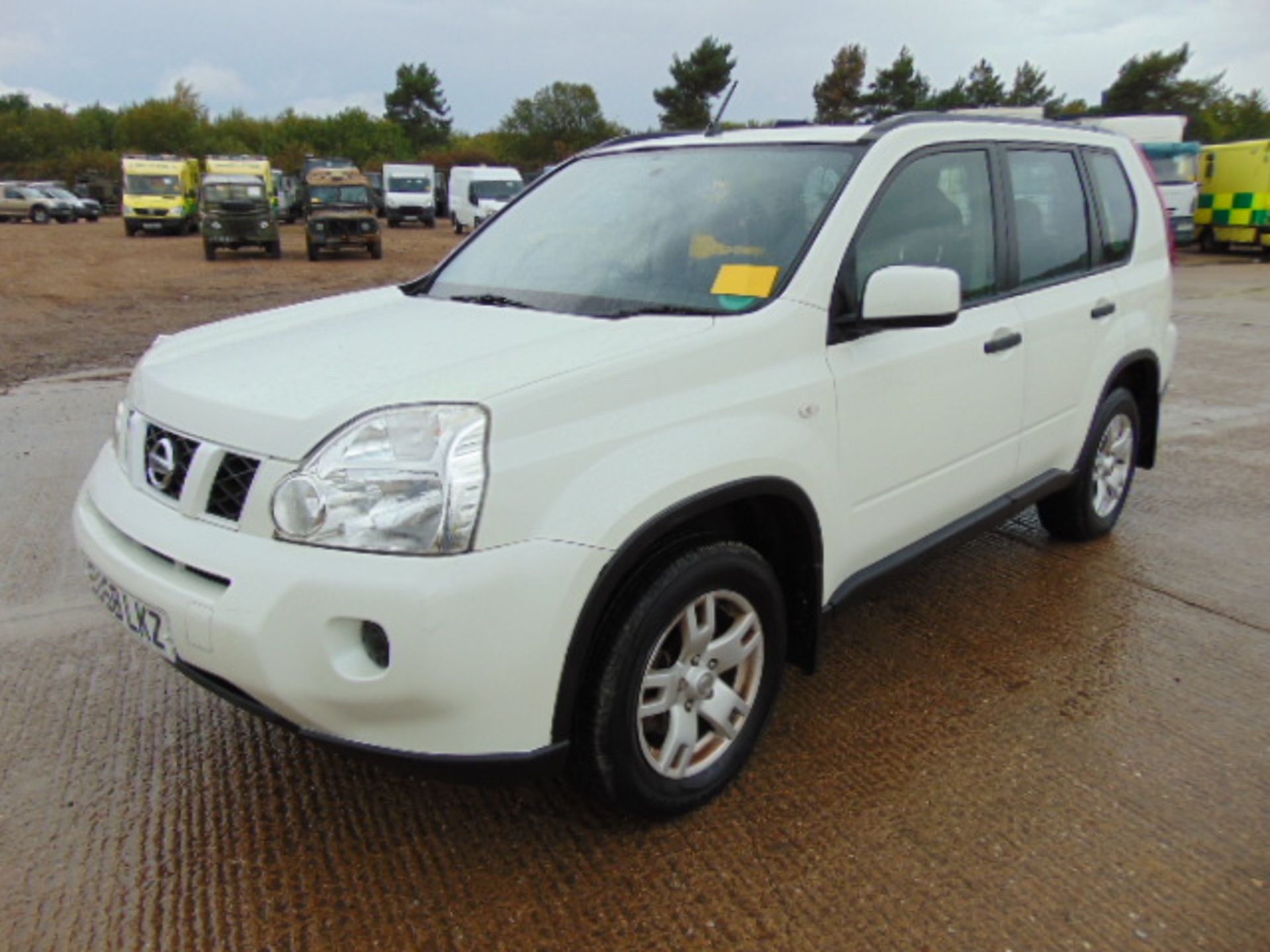 Nissan X-Trail Trek 2.0DCi - Image 3 of 19