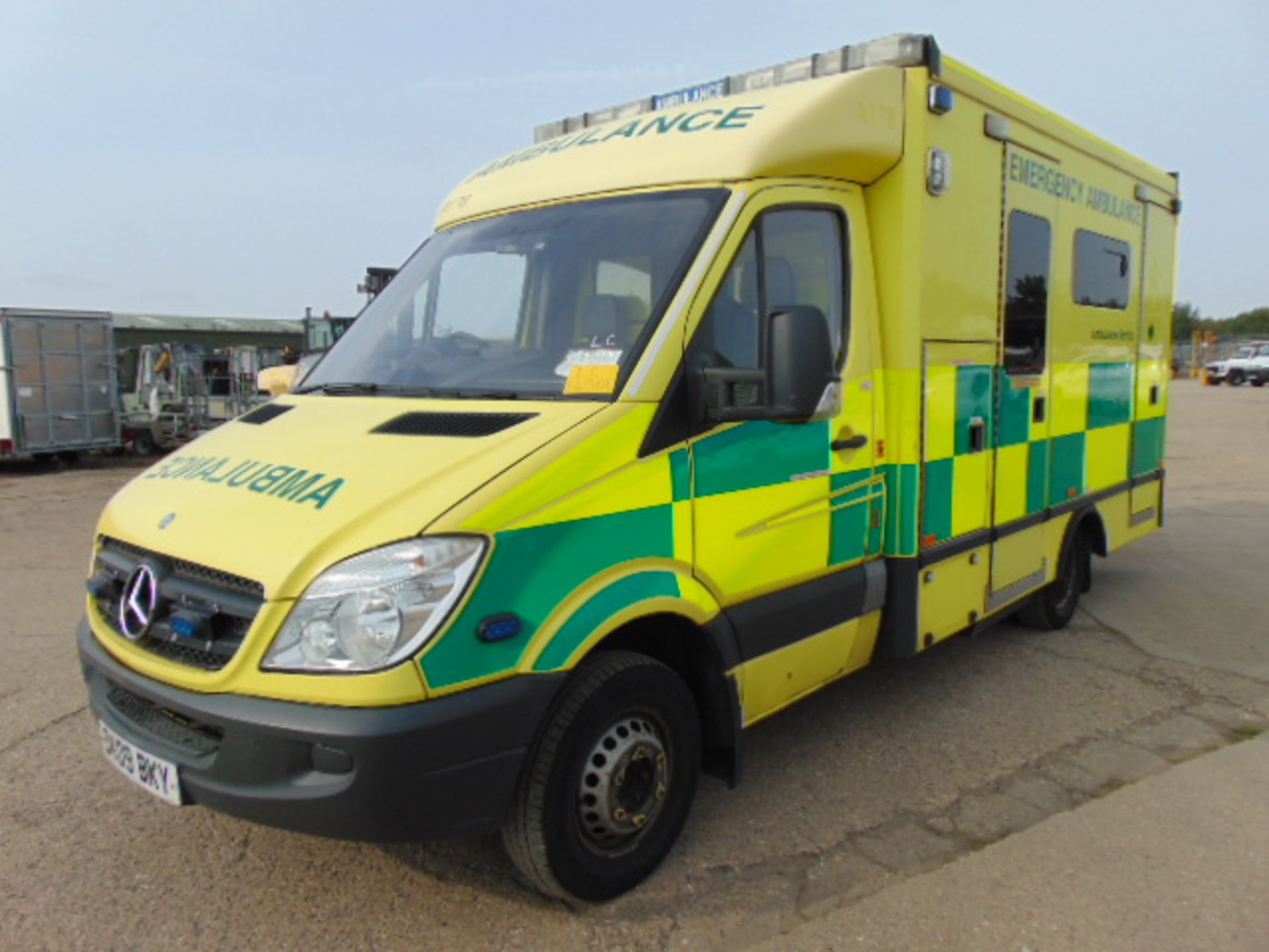 Mercedes Sprinter 515 CDI Turbo diesel ambulance - Image 3 of 21