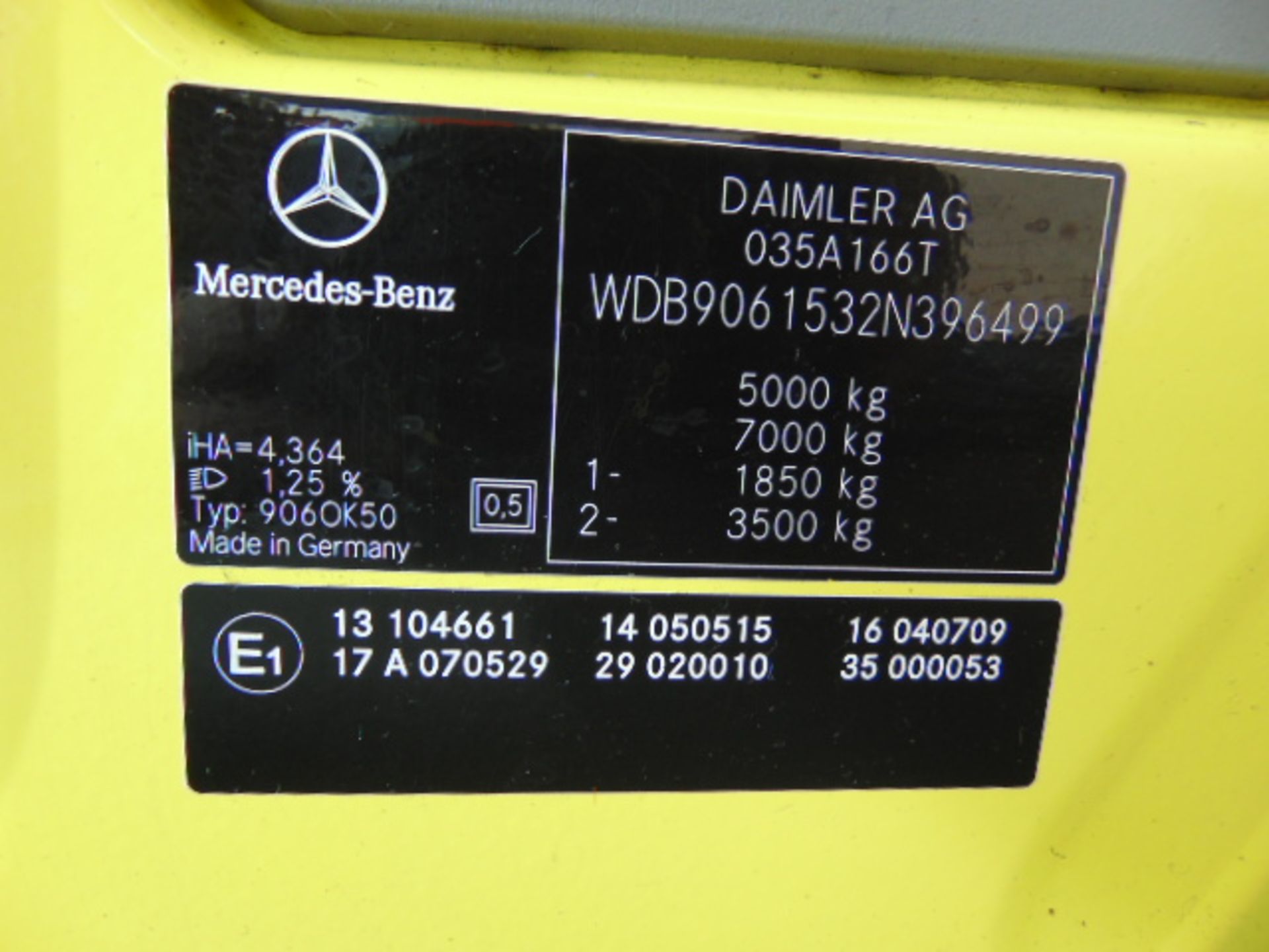 Mercedes Sprinter 515 CDI Turbo diesel ambulance - Image 19 of 19