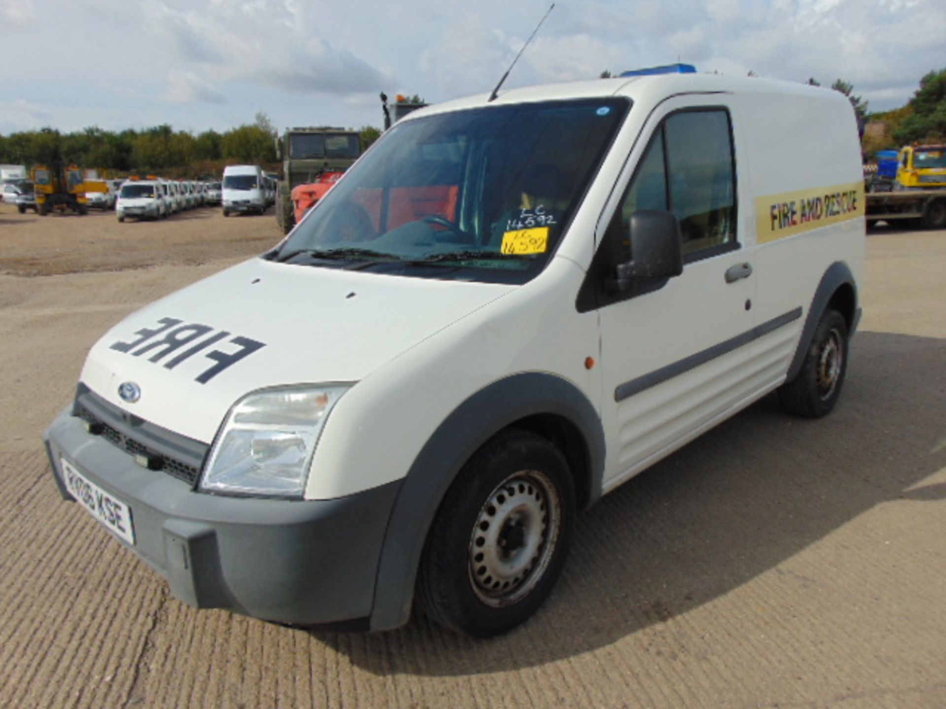 2006 Ford Transit Connect T200 L Panel Van 38,484 miles - Image 3 of 16