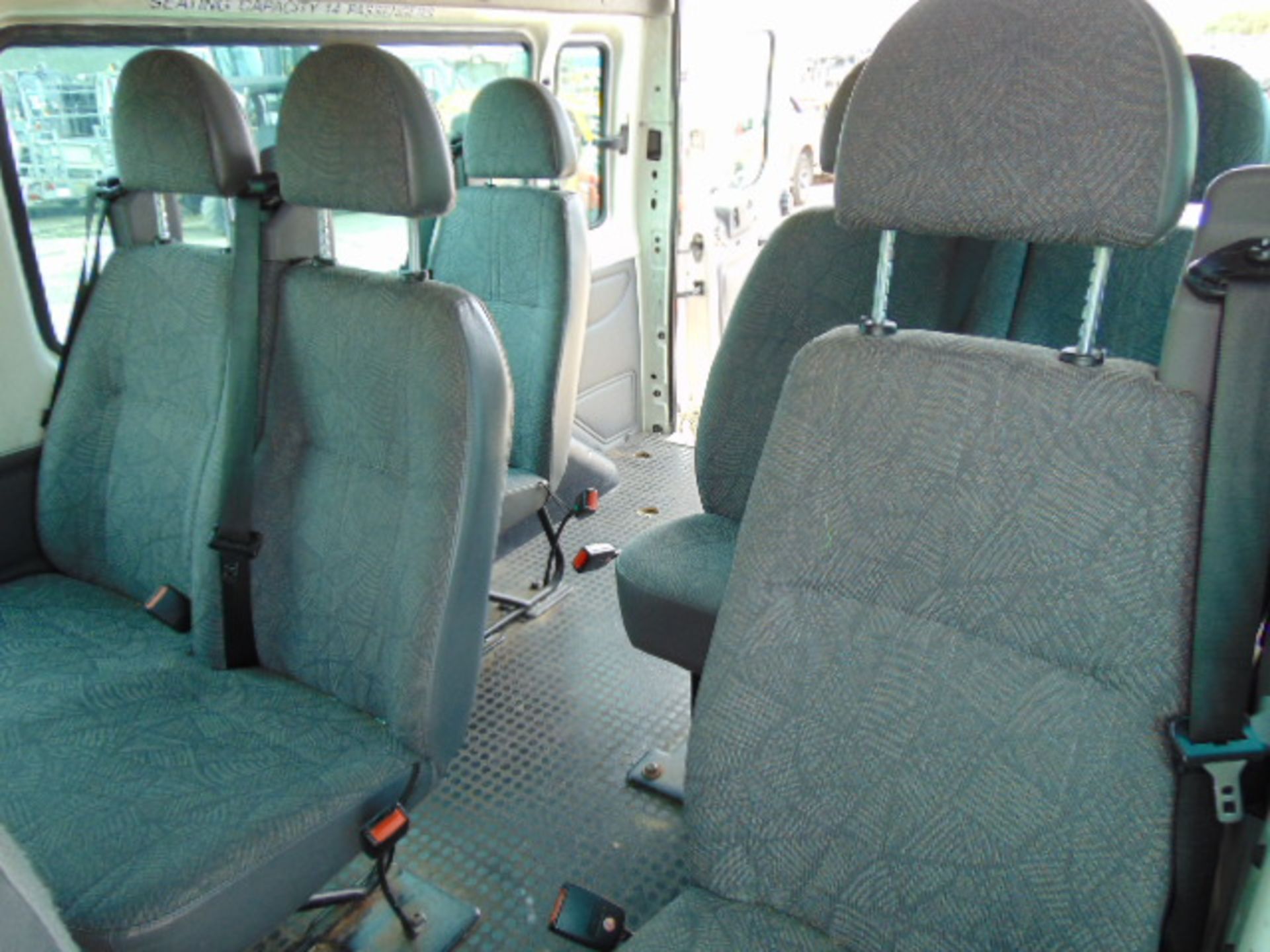 2004 Ford Transit 12 Seat Minibus 62,186 miles - Image 17 of 22