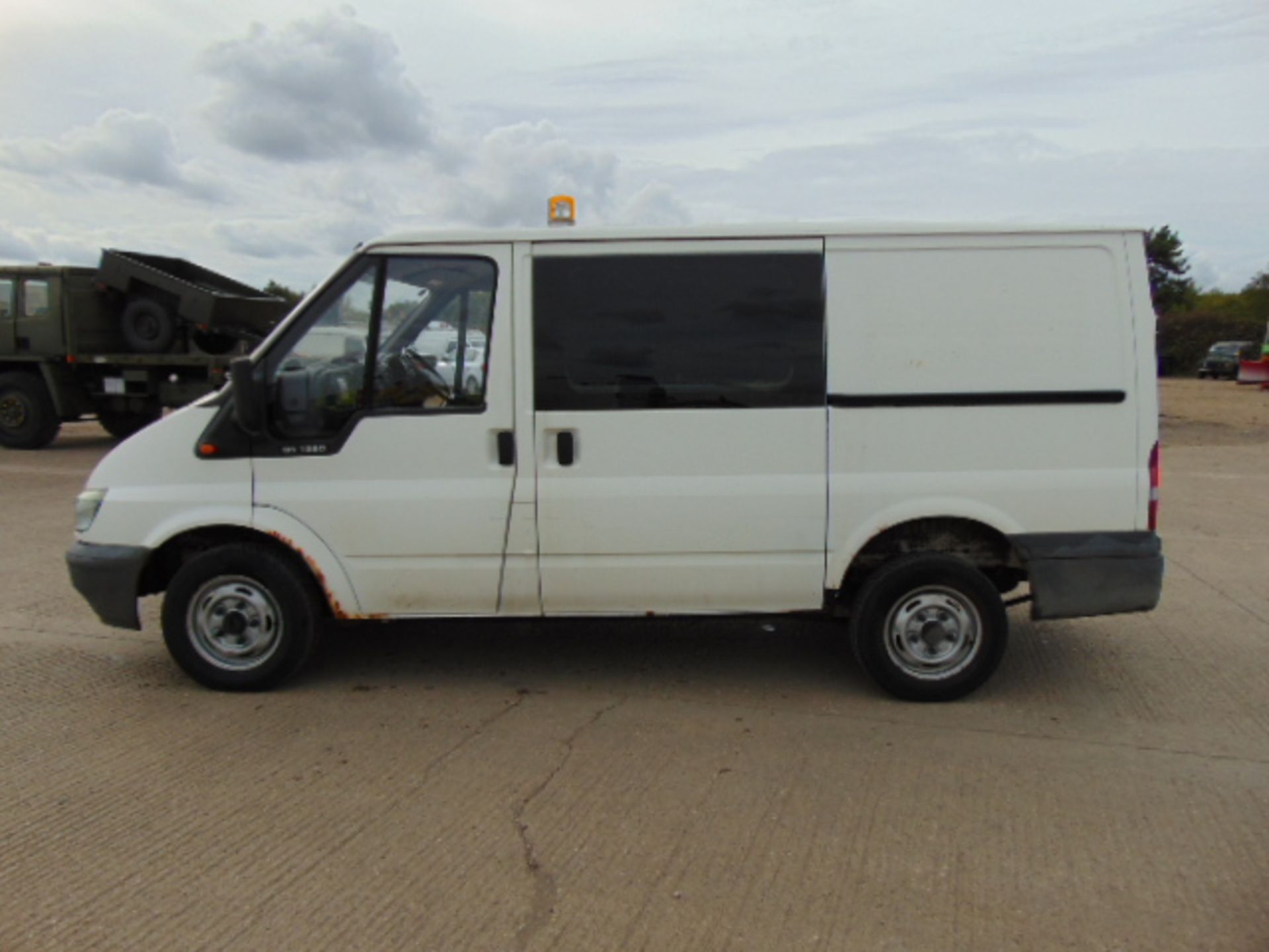 2005 Ford Transit T280 Crew Cab Panel Van 22,206 miles - Image 4 of 20