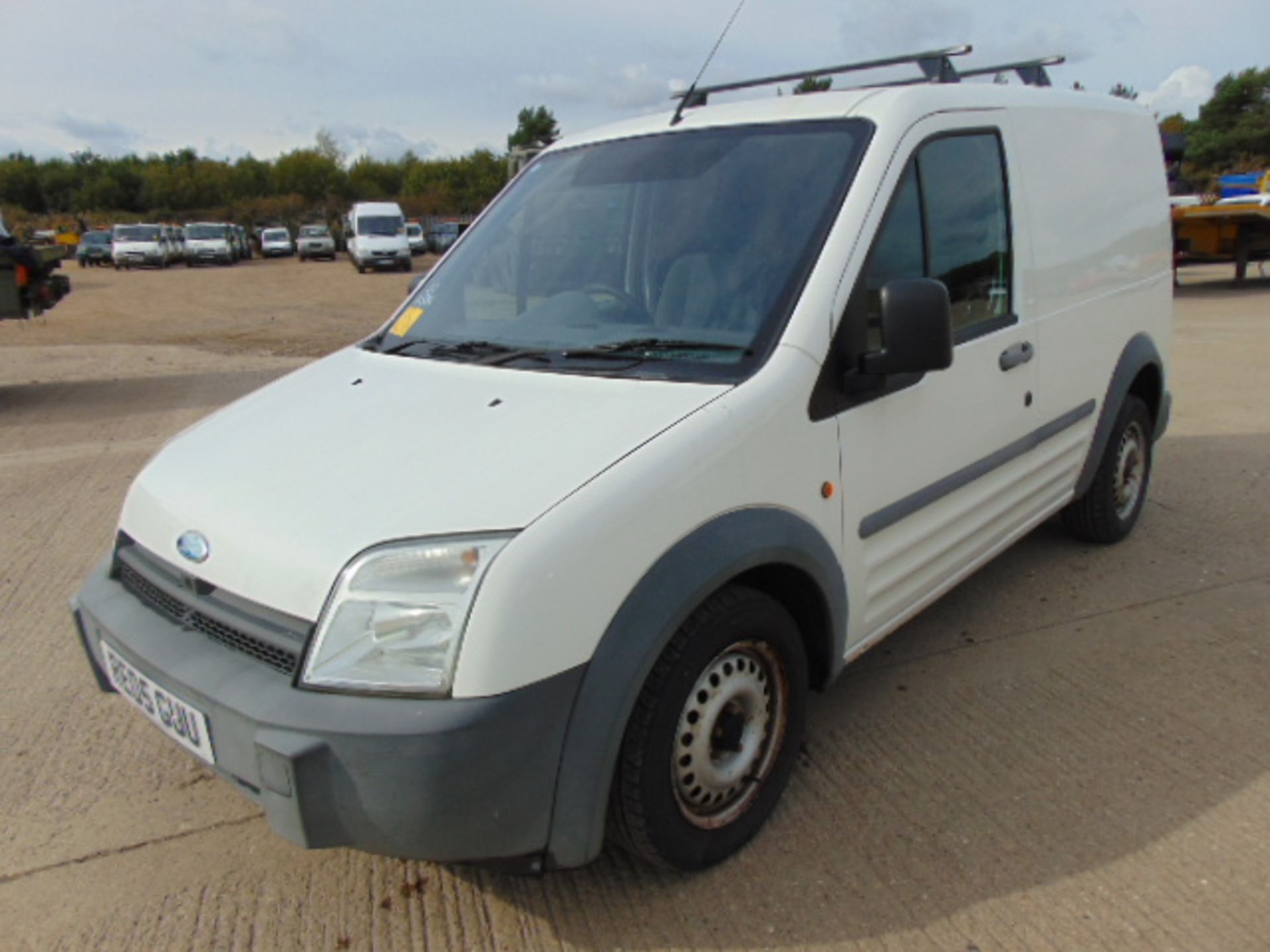 2004 Ford Transit Connect T200 L Panel Van 39,182 miles - Image 3 of 15