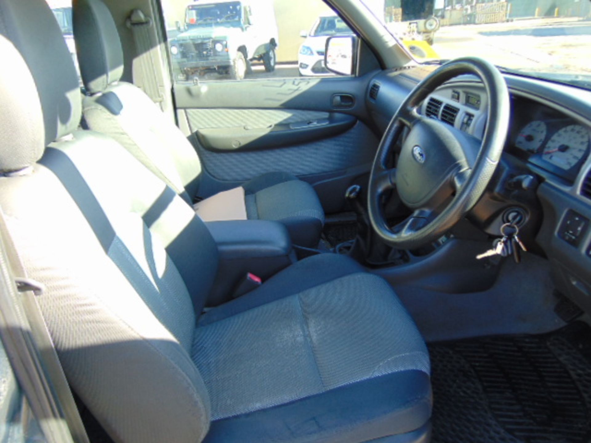 2005 Ford Ranger Double Cab 2.5TDCi 4x4 Pick Up 27,690 miles - Image 12 of 17