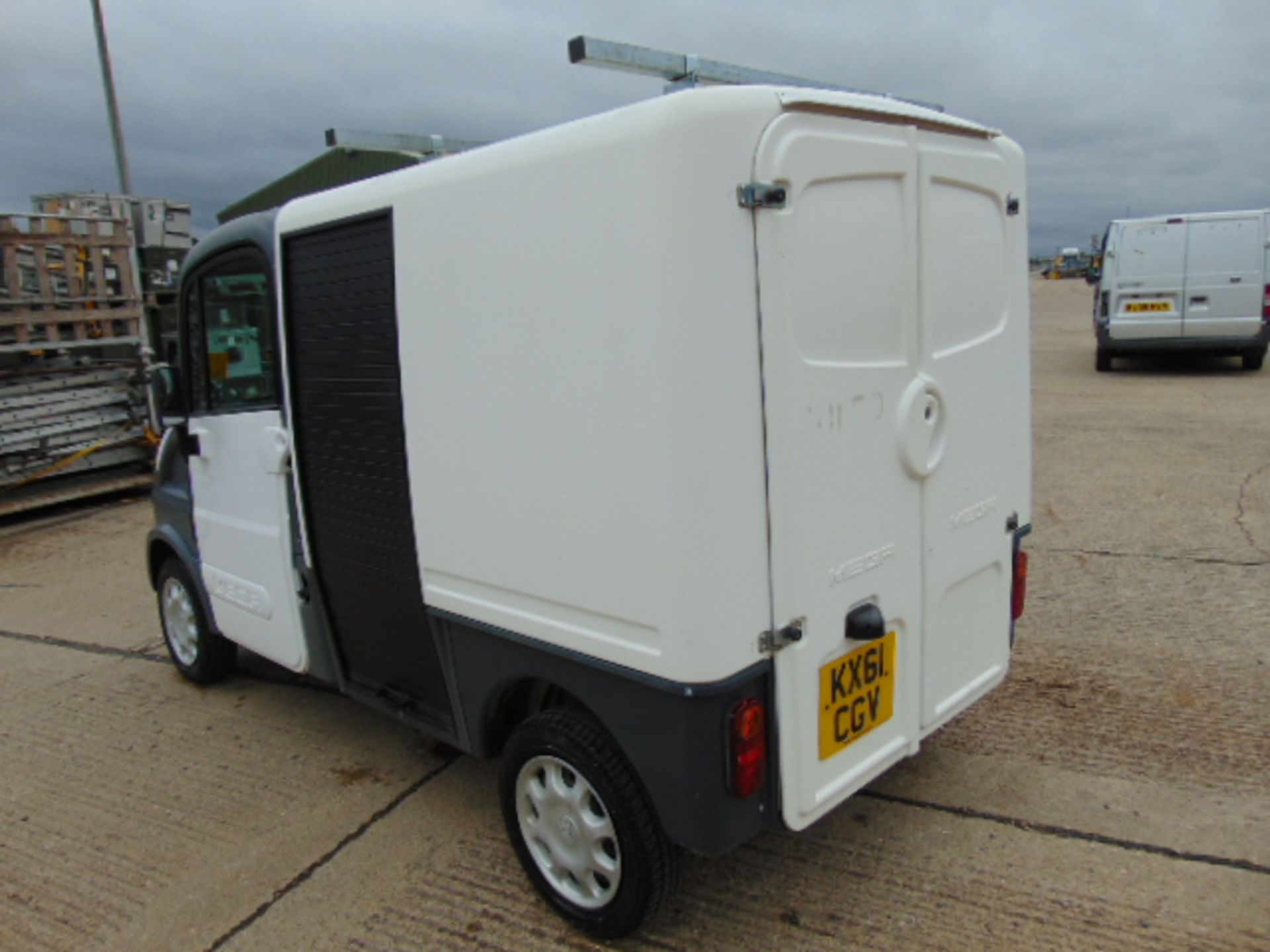 2011 Aixam Mega Electric City Van - Image 8 of 22