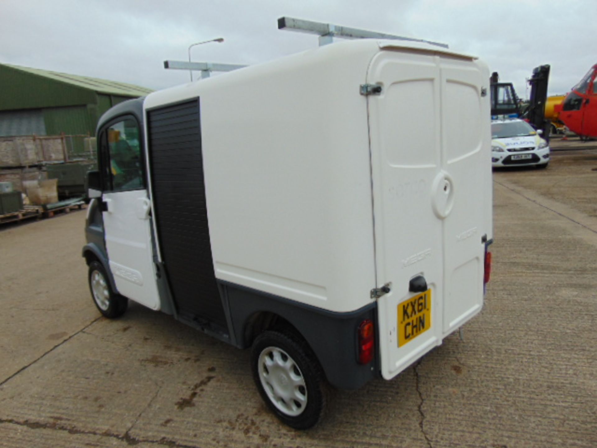 2011 Aixam Mega Electric City Van - Image 8 of 17