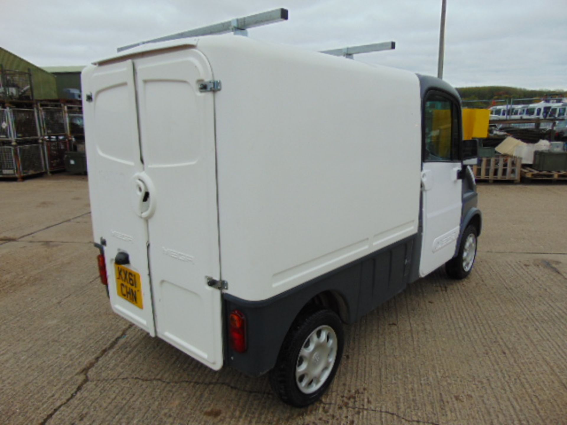 2011 Aixam Mega Electric City Van - Image 6 of 17