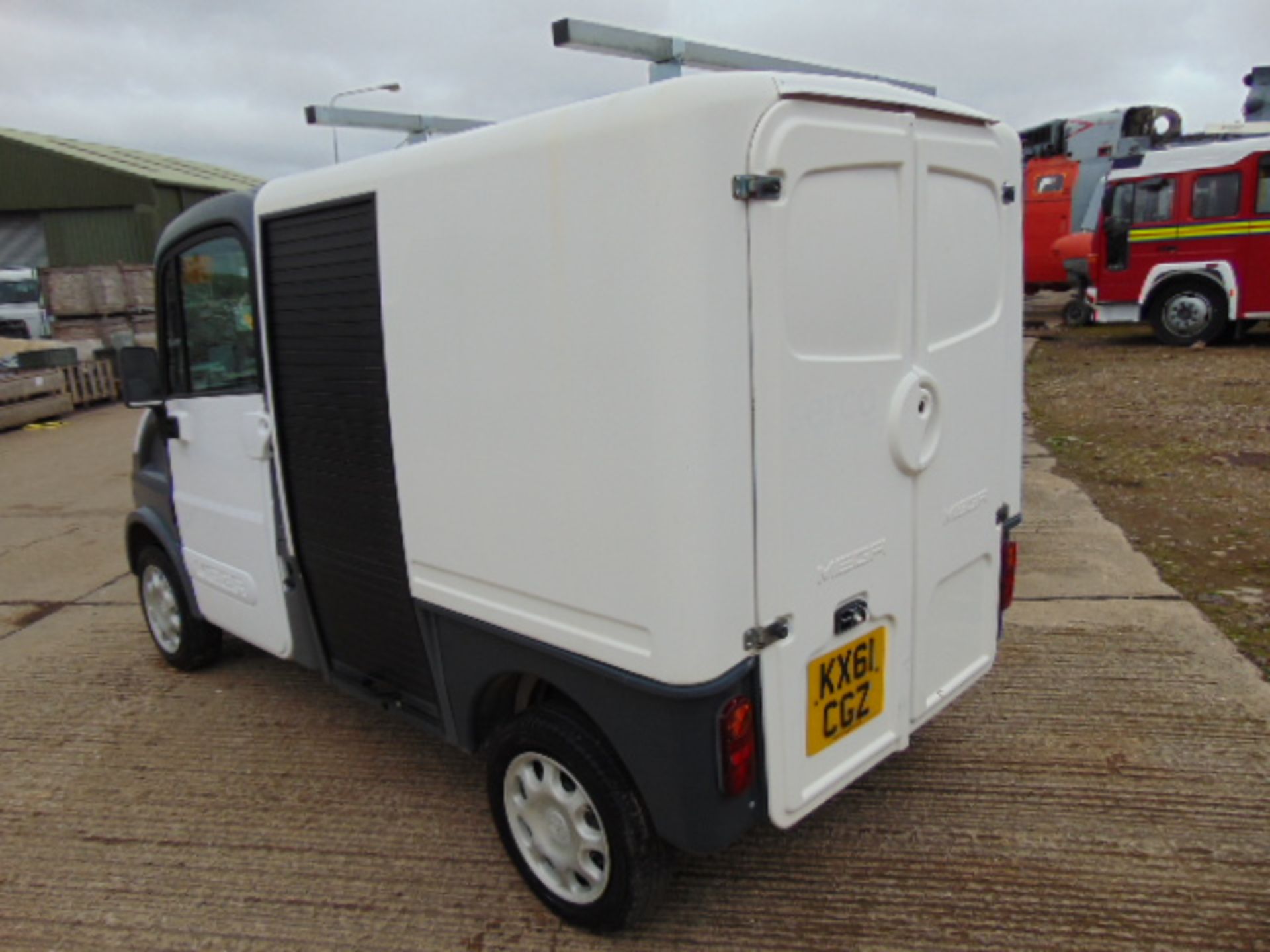 2011 Aixam Mega Electric City Van - Image 8 of 19