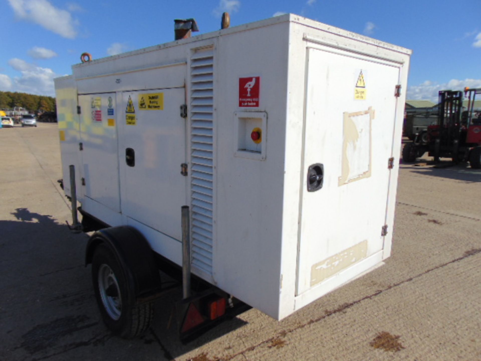 Woodlands Mecc Alte Spa ECO 32 61 KVA 3 Phase Silent Perkins Diesel Powered Generator Set - Image 4 of 19