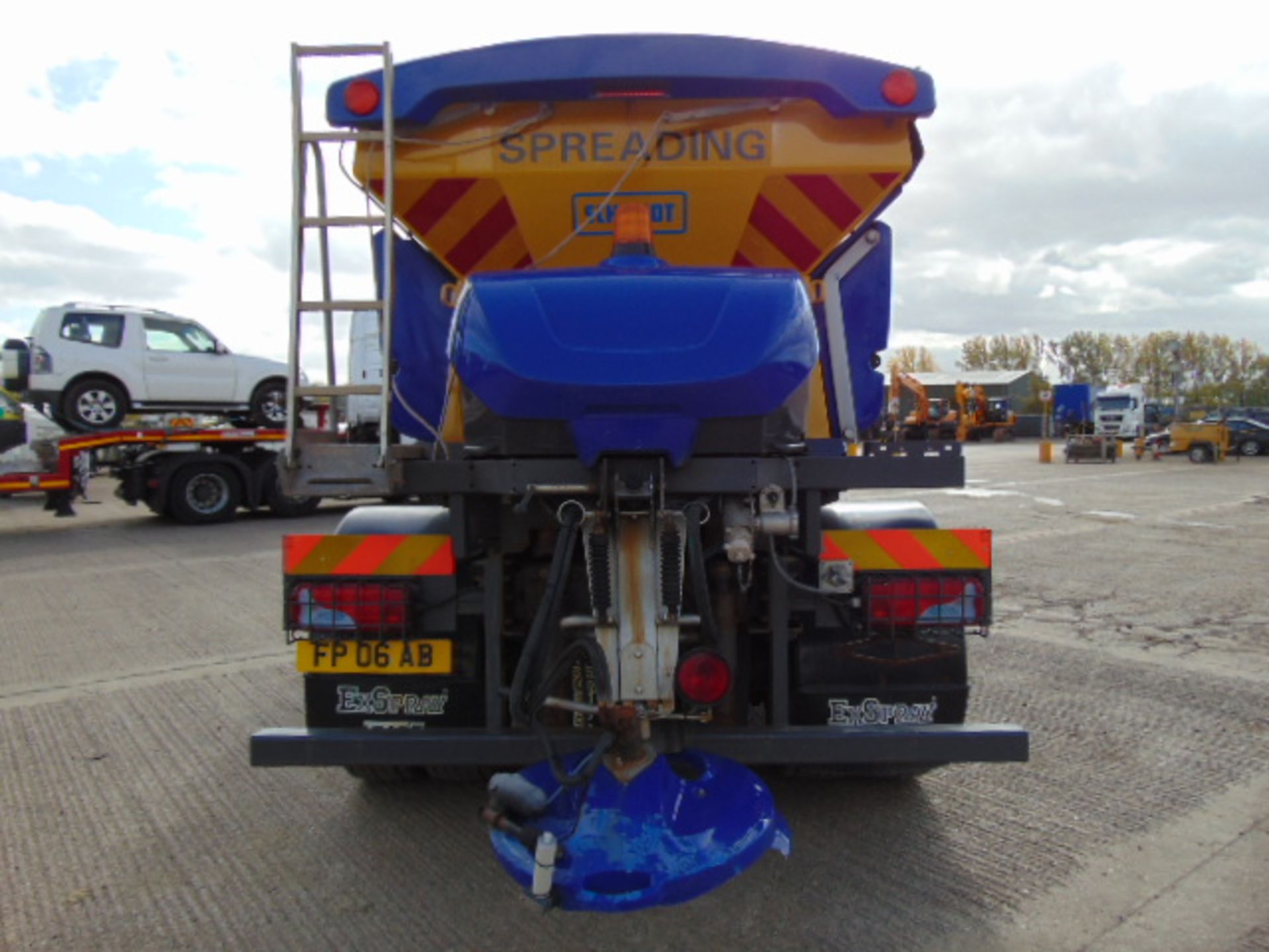 MAN TGM 18.240 4x2 C/W Shmidt Stratos Gritter Body - Image 7 of 24