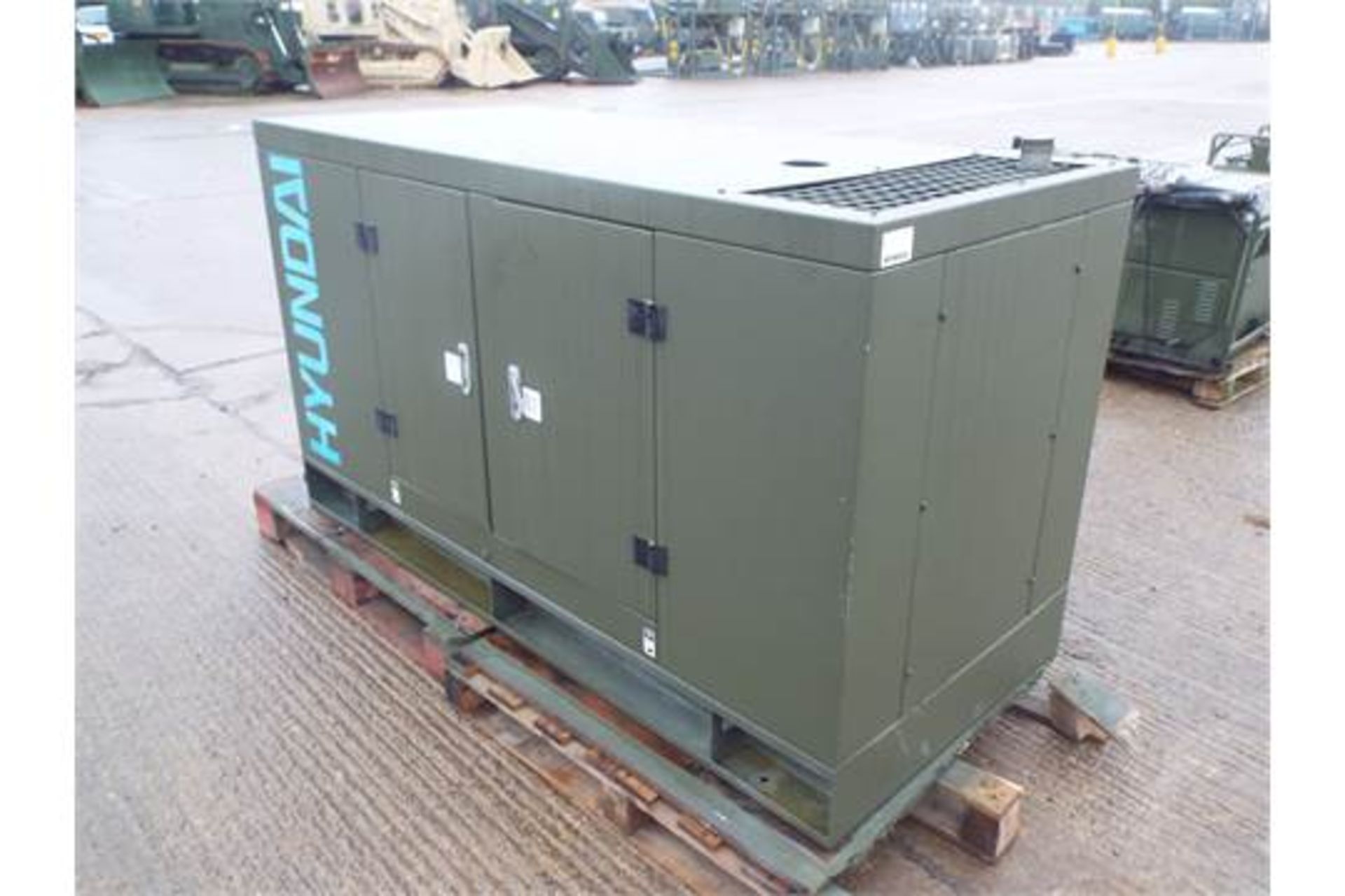 Hyundai DHYISKSE 12 KVA Single Phase Diesel Generator - Image 8 of 17