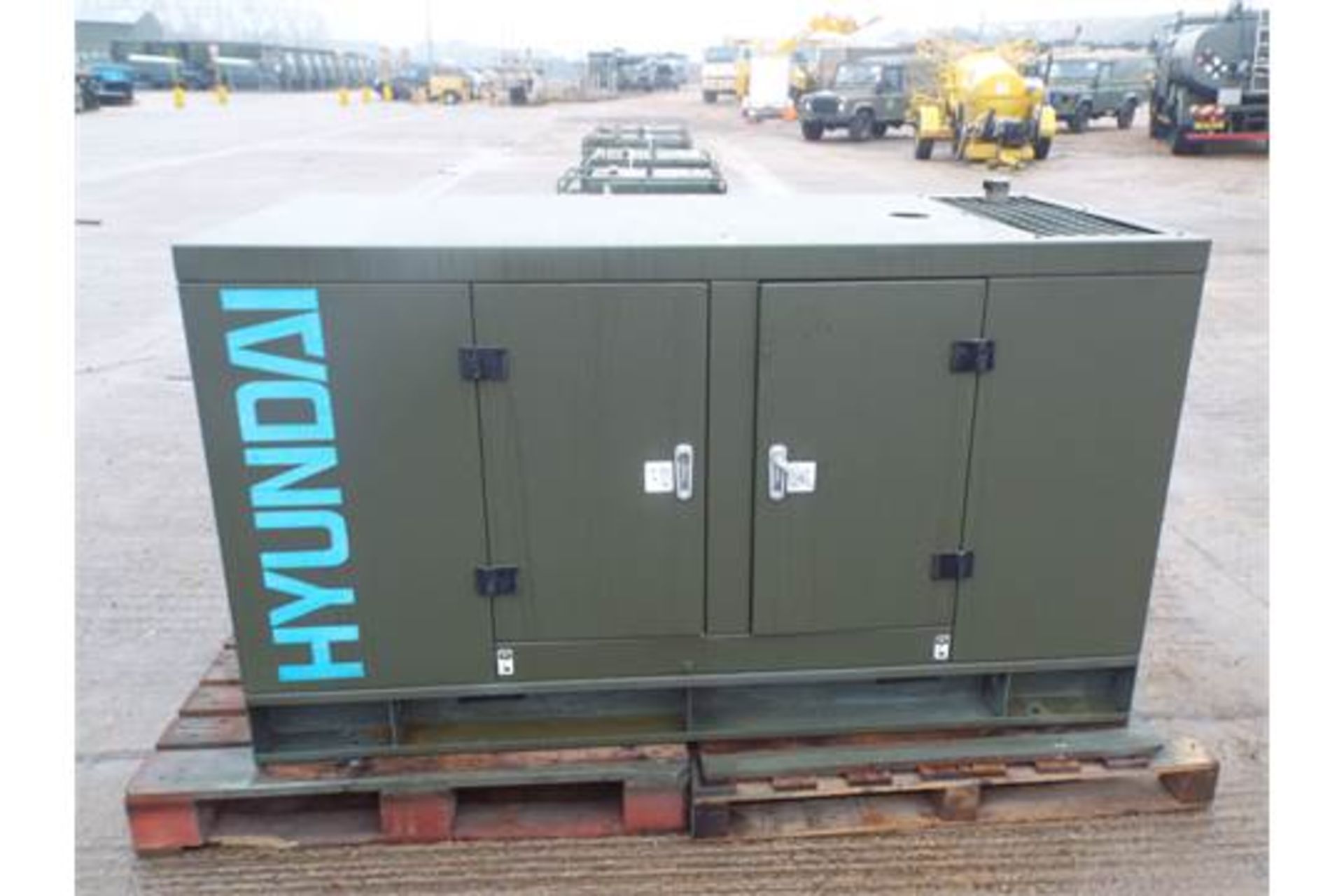 Hyundai DHYISKSE 12 KVA Single Phase Diesel Generator - Image 3 of 17