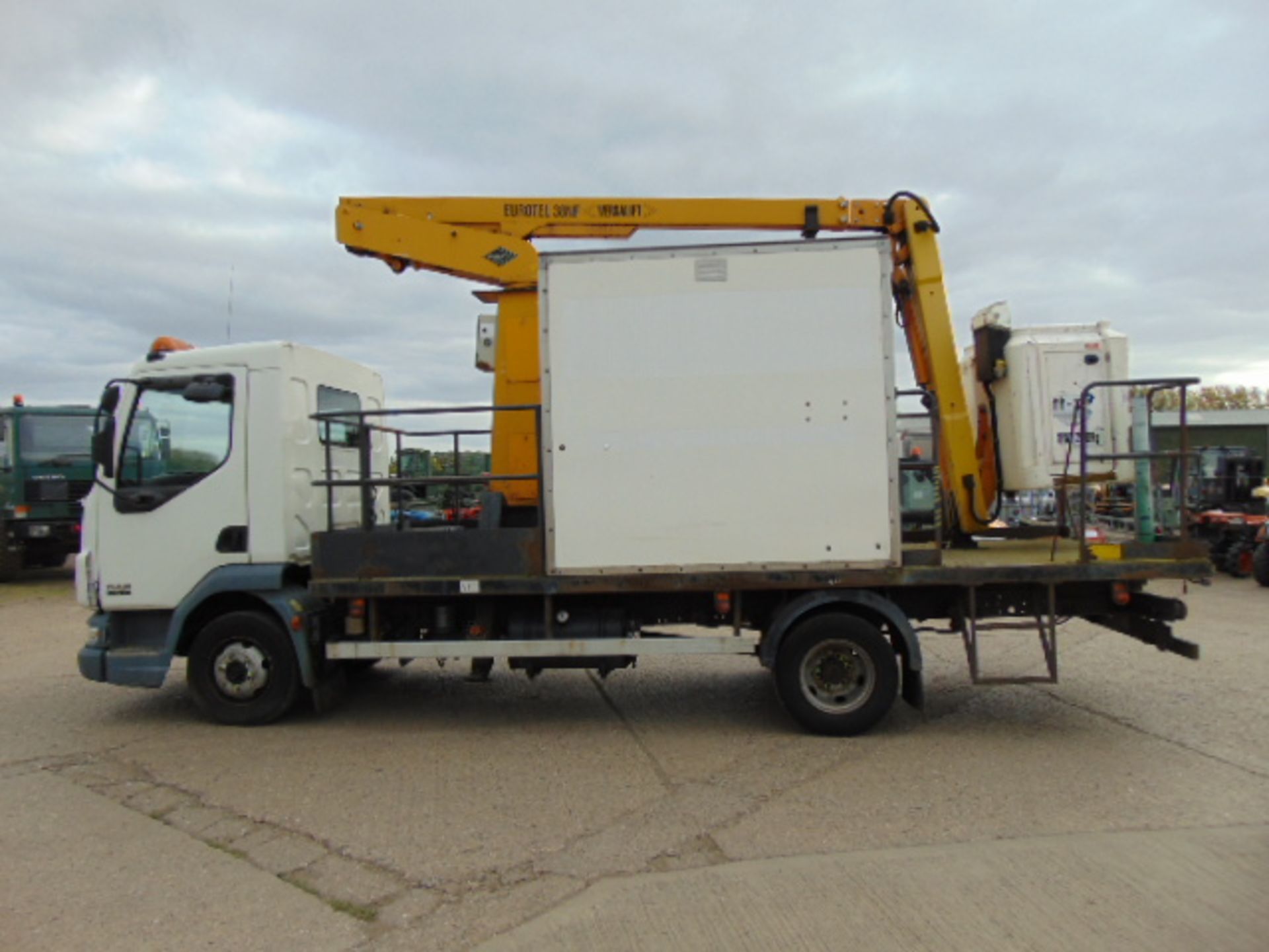 DAF 45.150 C/W Versalift 38NF Aerial Work Platform - Image 7 of 31