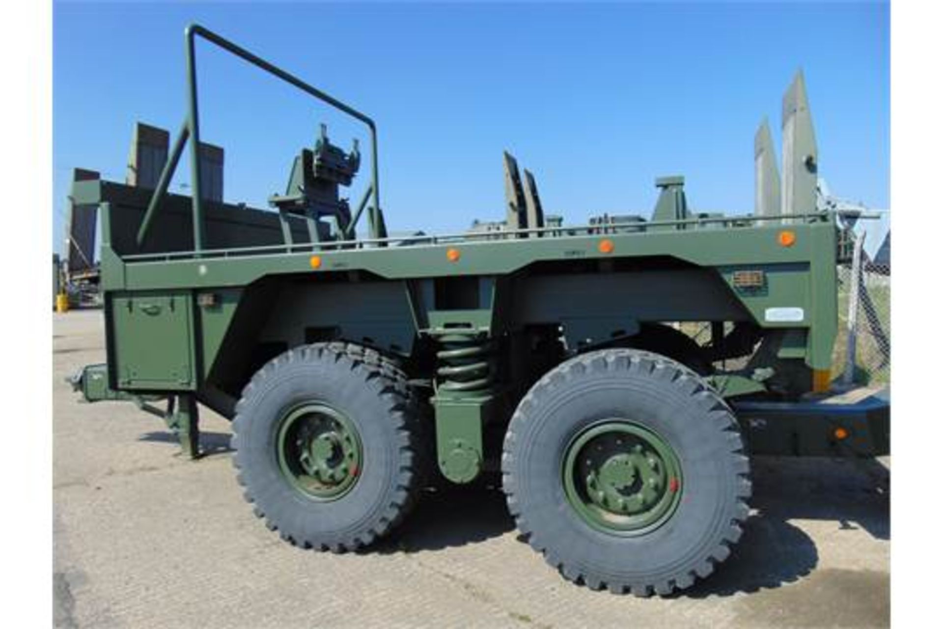 EX RESERVE UNISSUED Reynolds Boughton 15.5 Ton GVW High Mobility Trailer - Image 2 of 8