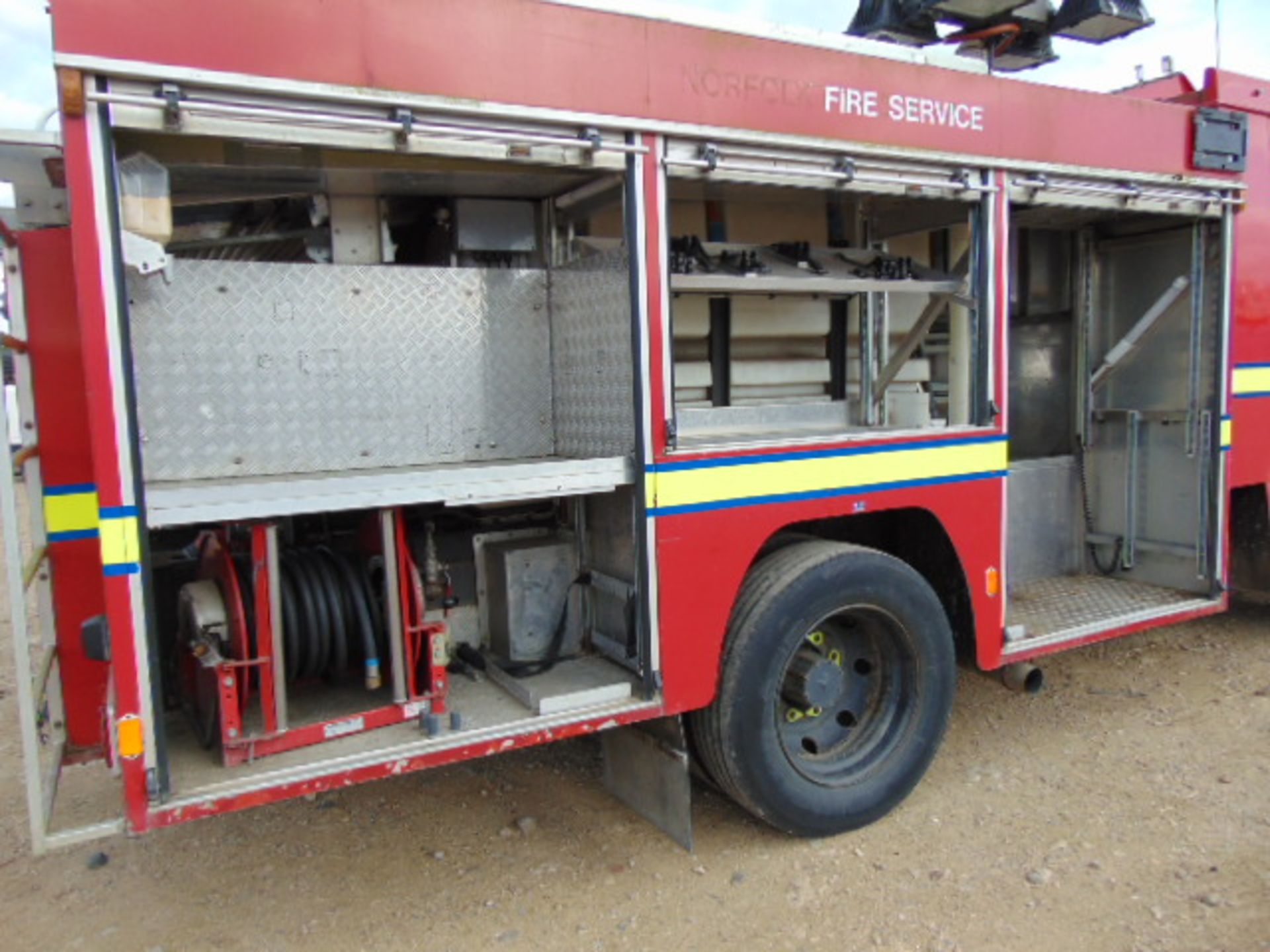 Mercedes 1124 Saxon Fire Engine - Image 9 of 21