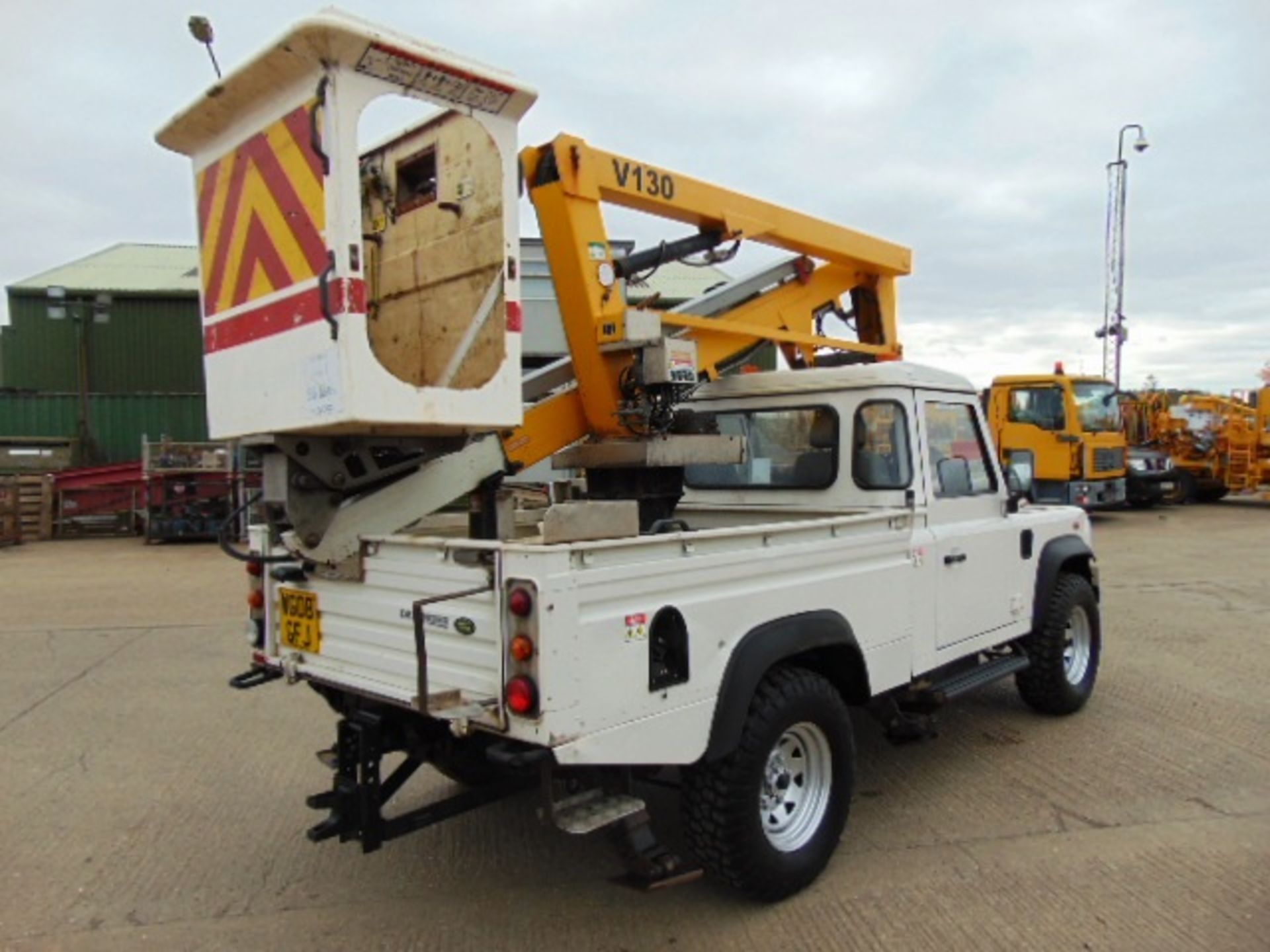 Land Rover Defender 110 High Capacity Cherry Picker - Image 9 of 34