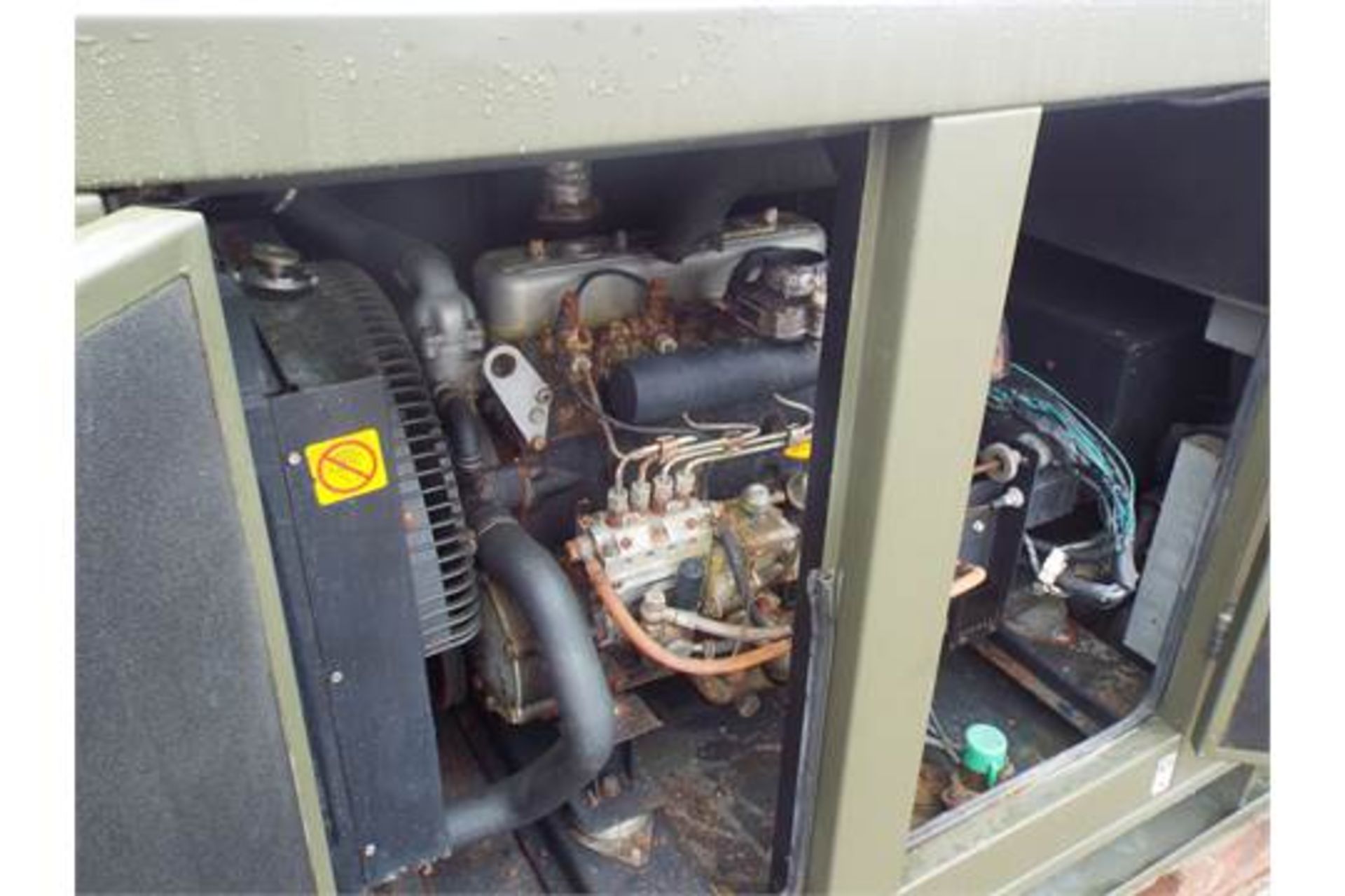 Hyundai DHYISKSE 12 KVA Single Phase Diesel Generator - Image 13 of 17