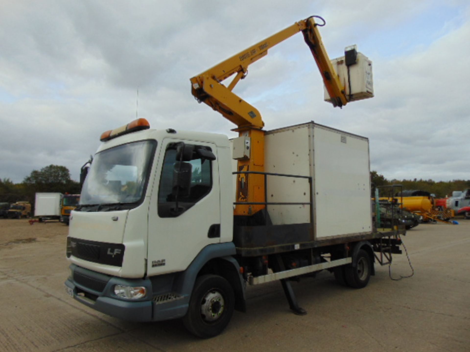 DAF 45.150 C/W Versalift 38NF Aerial Work Platform - Image 2 of 31