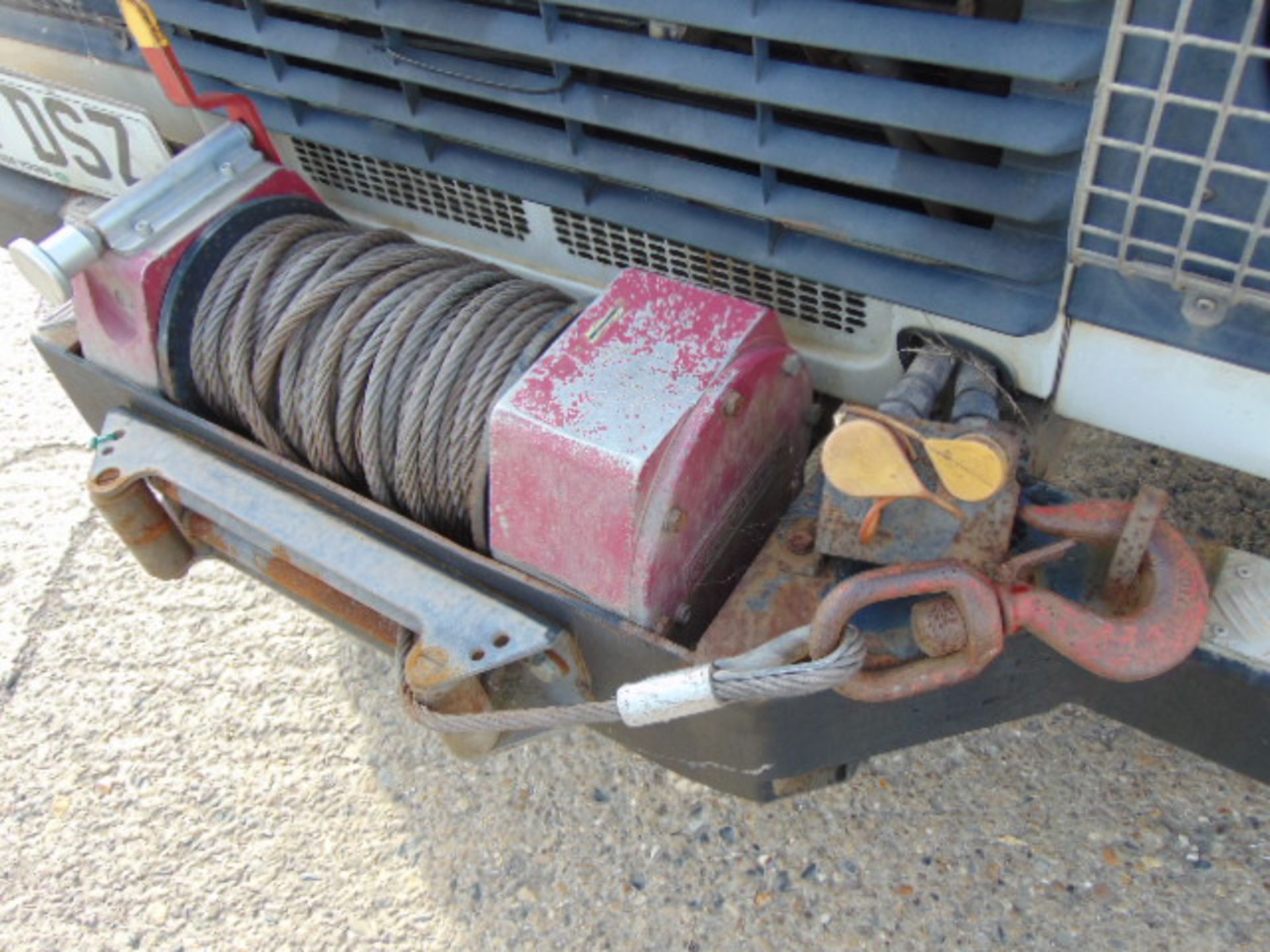 Land Rover Defender 110 Puma Hardtop 4x4 Special Utility (Mobile Workshop) complete with Winch - Image 24 of 27