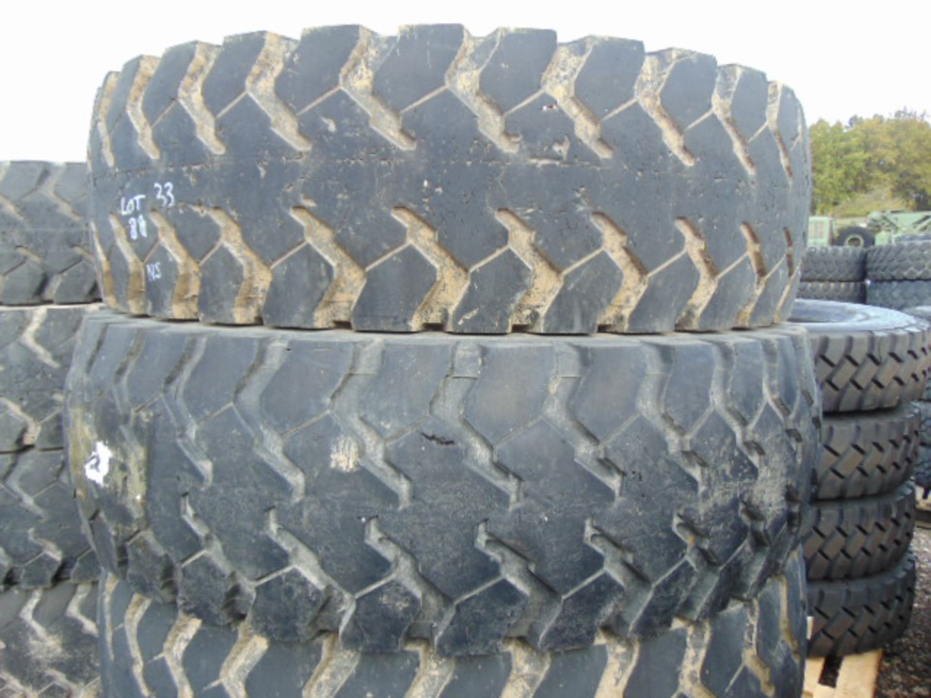 5 x Continental 14.00 R20 Tyres - Image 2 of 6