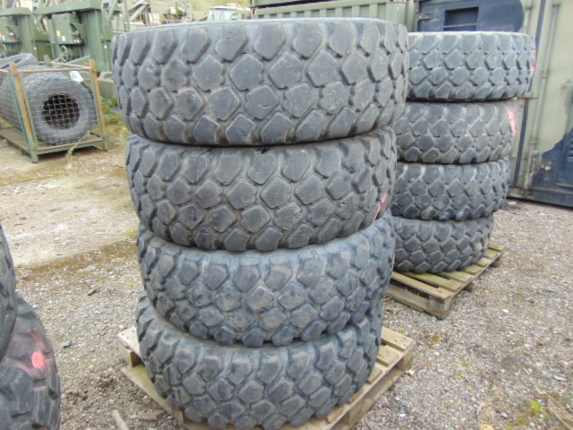 4 x Michelin XZL 395/85 R20 Tyres