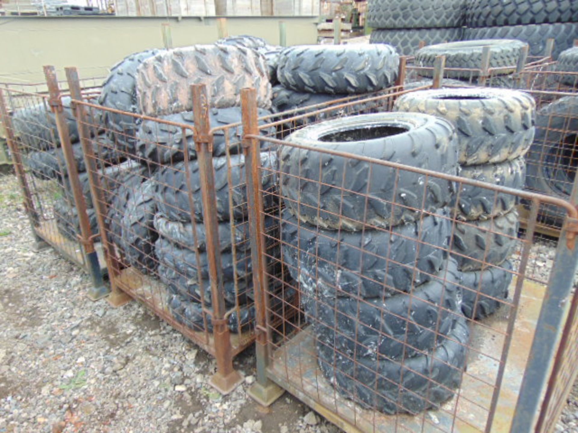 37 x Carlisle & Maxxis ATV Tyres