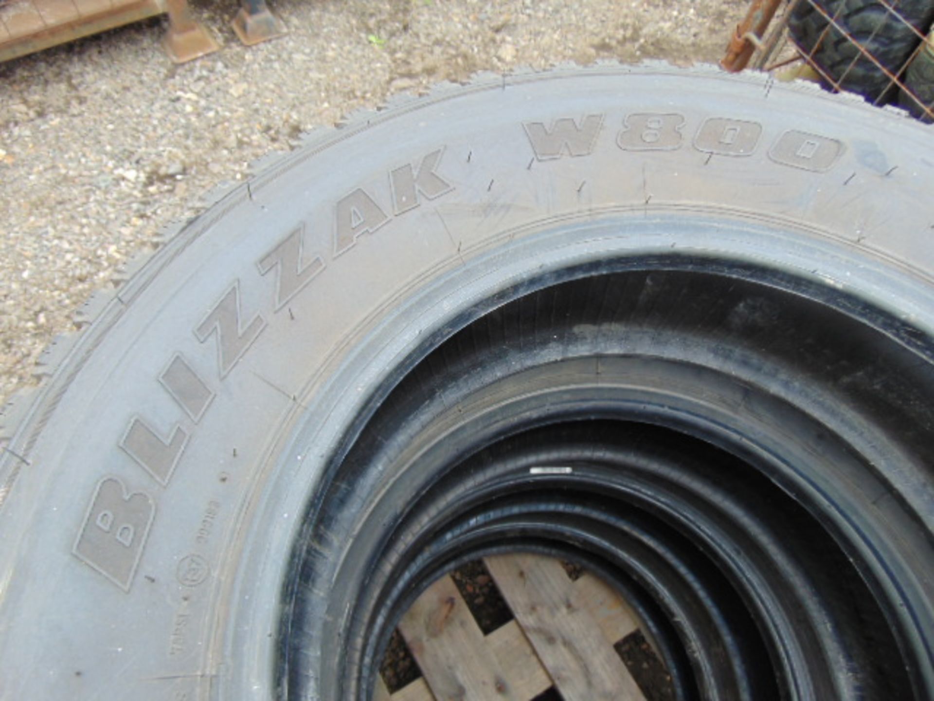 4 x Bridgestone Blizzak W800 205/75 R16 Tyres - Image 7 of 7