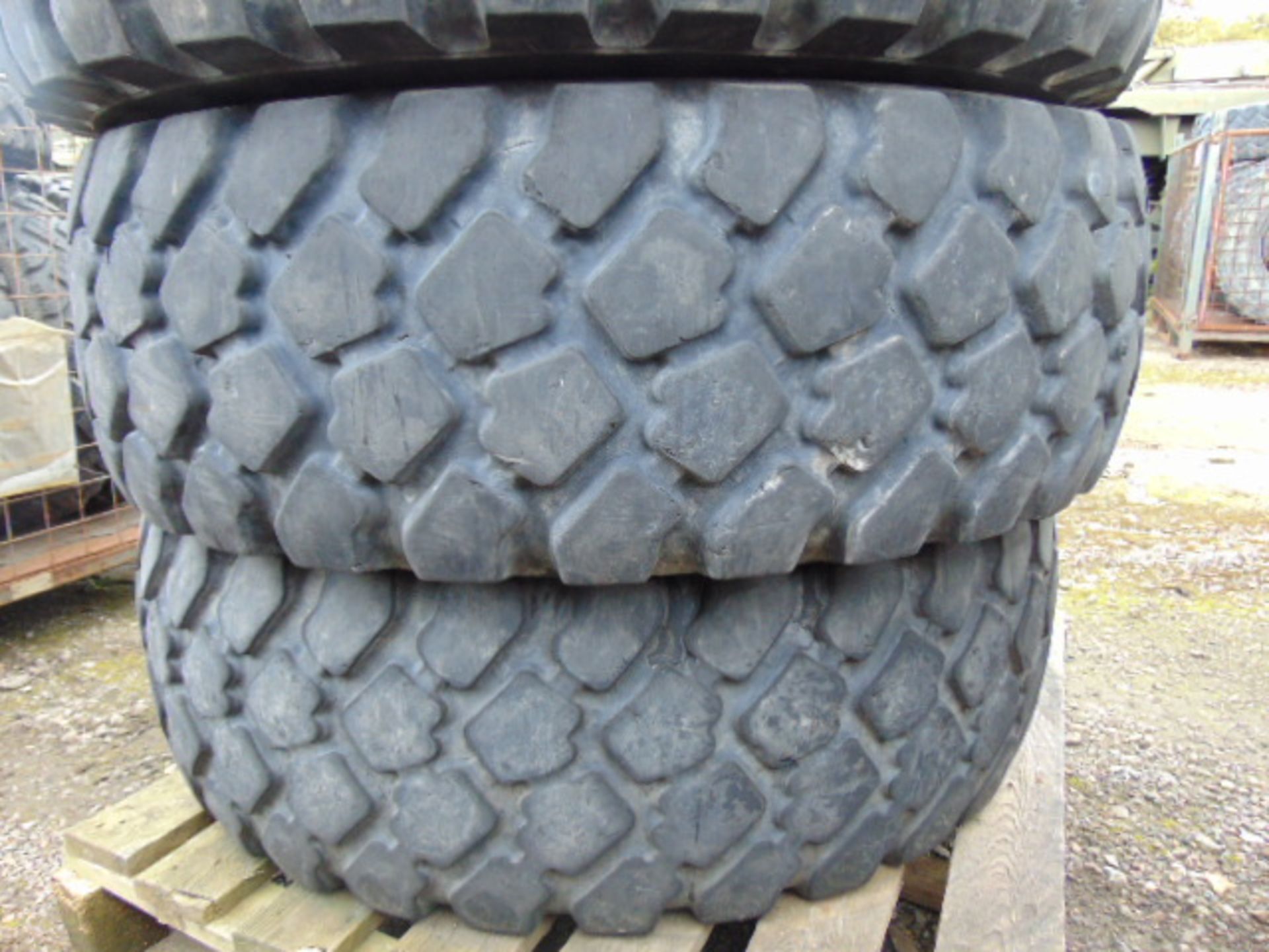 4 x Michelin XZL 395/85 R20 Tyres - Image 3 of 5