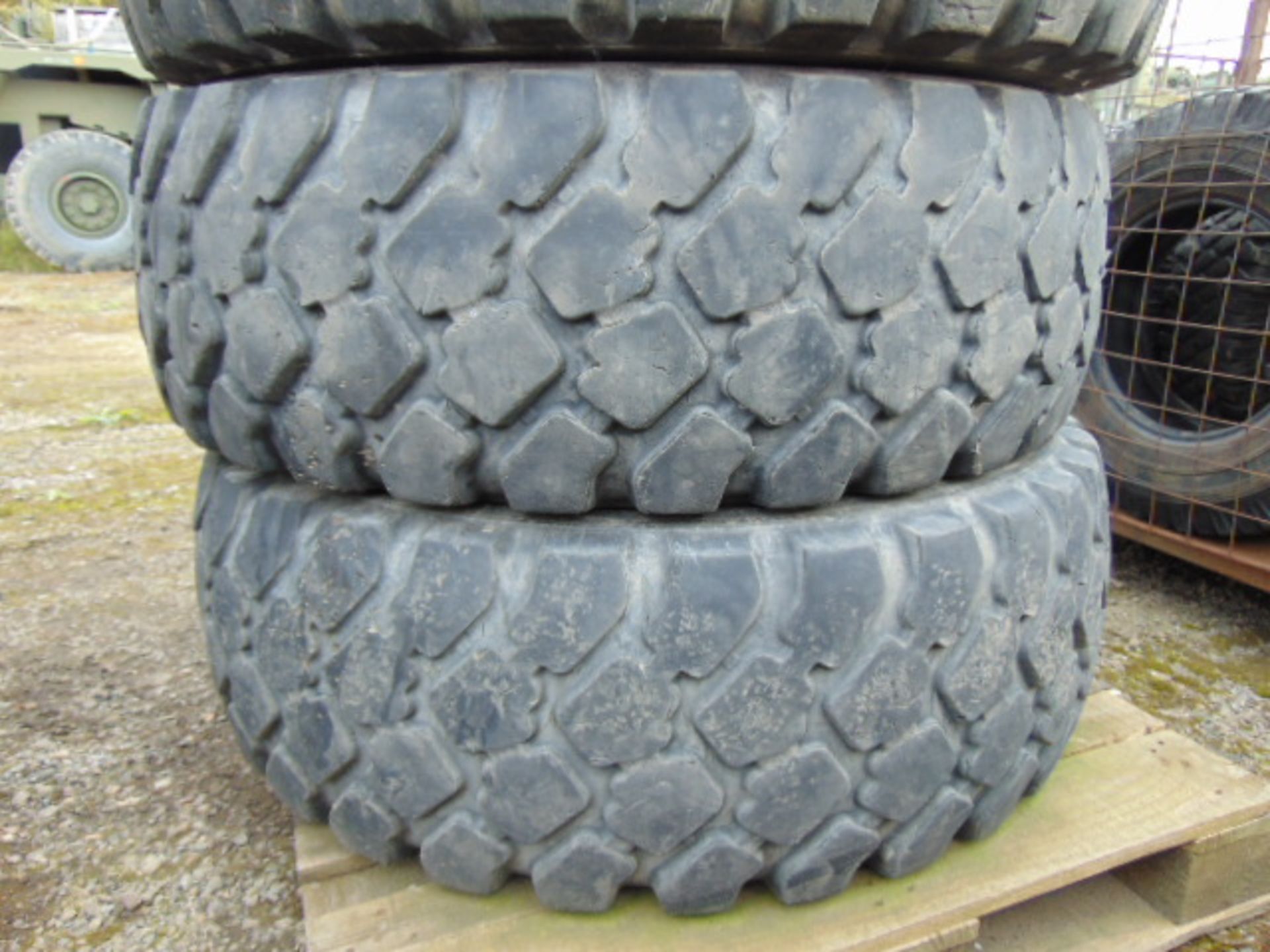 4 x Michelin XZL 395/85 R20 Tyres - Image 3 of 6