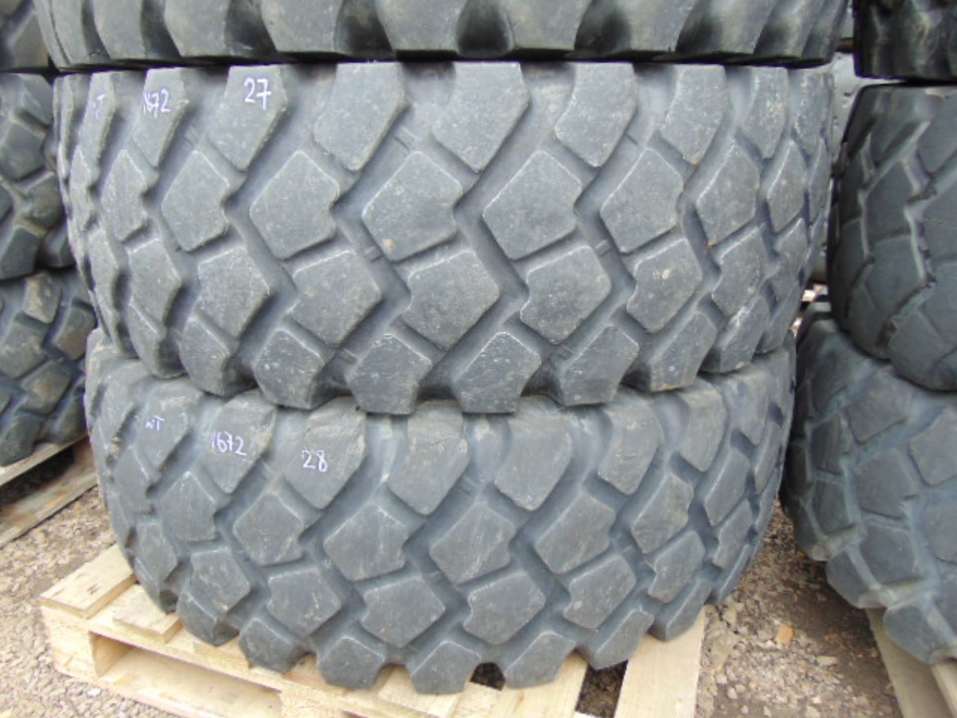8 x Michelin 16.00 R20 XZL Tyres - Image 3 of 7