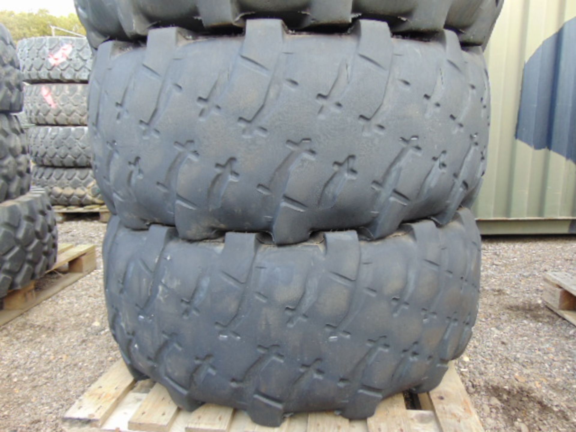 4 x Michelin XML 475/80 R20 Tyres - Image 3 of 6