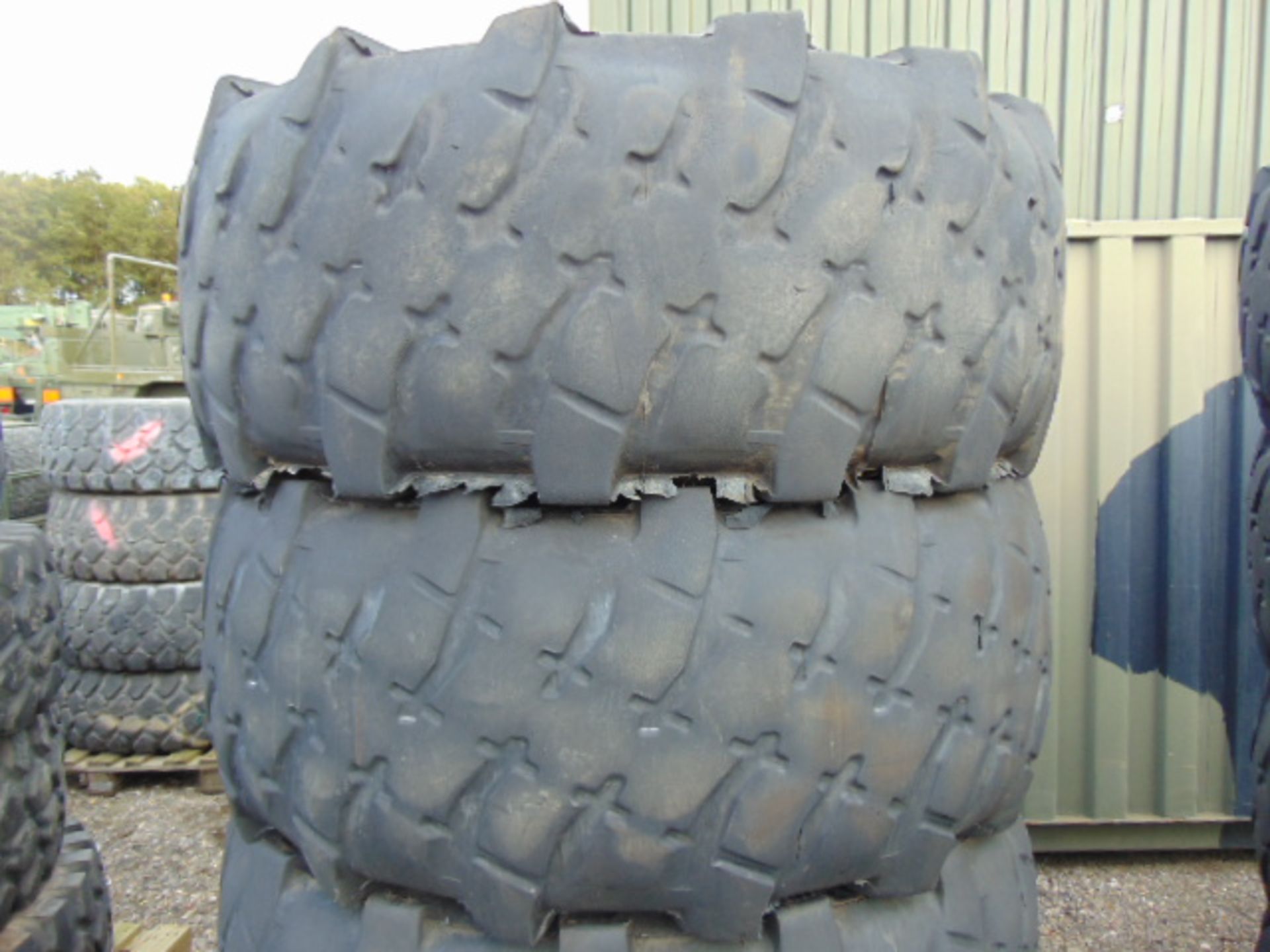 4 x Michelin XML 475/80 R20 Tyres - Image 2 of 6