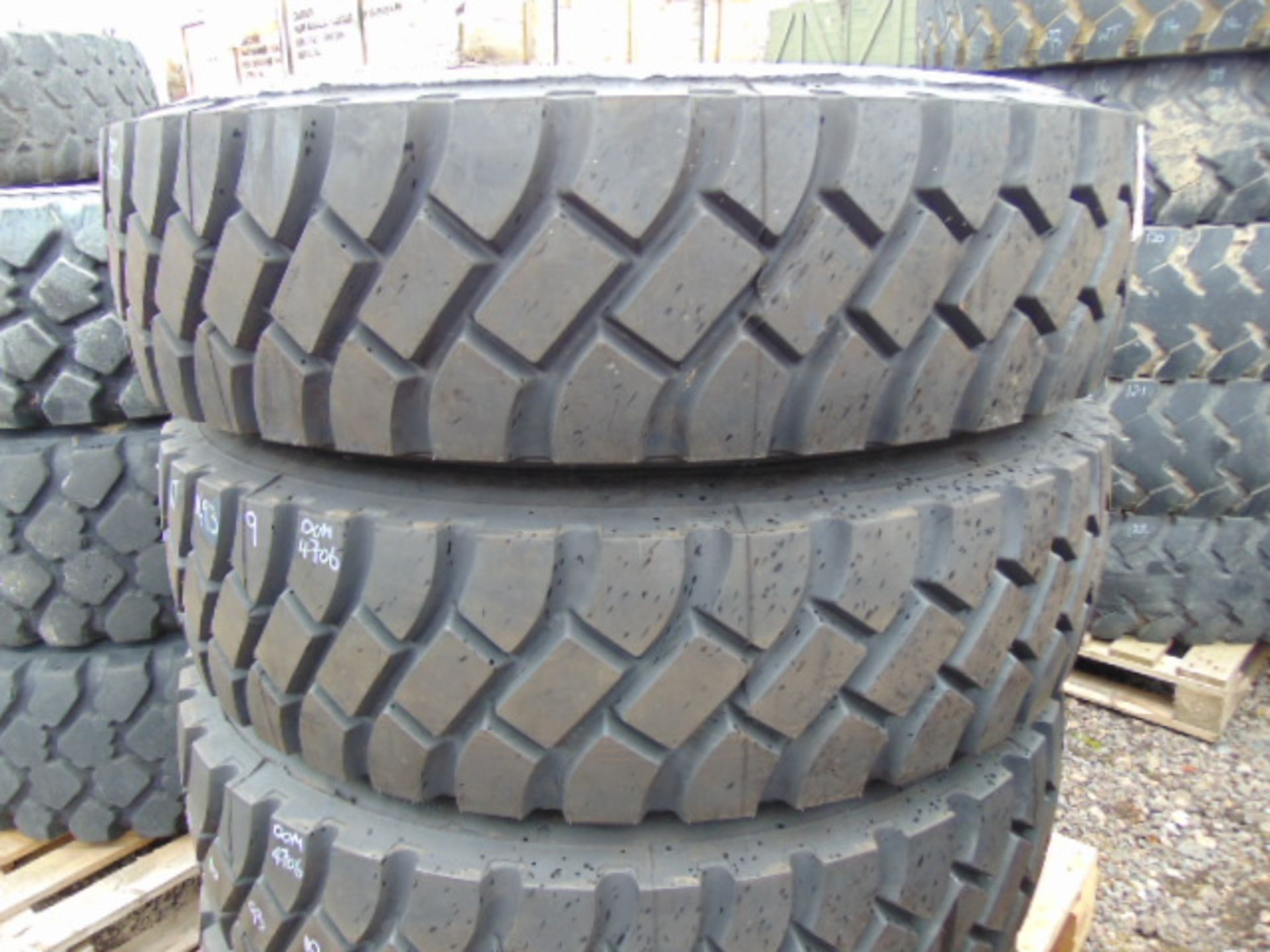 4 x Goodyear G388 12.00 R20 Tyres - Image 2 of 6