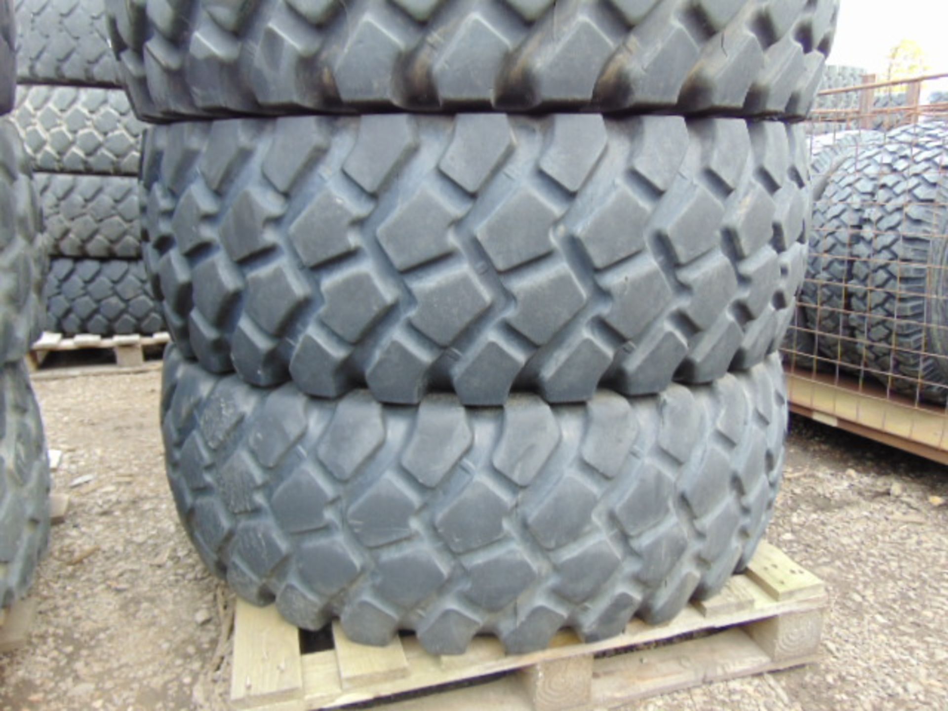 4 x Michelin 16.00 R20 XZL Tyres - Image 4 of 6