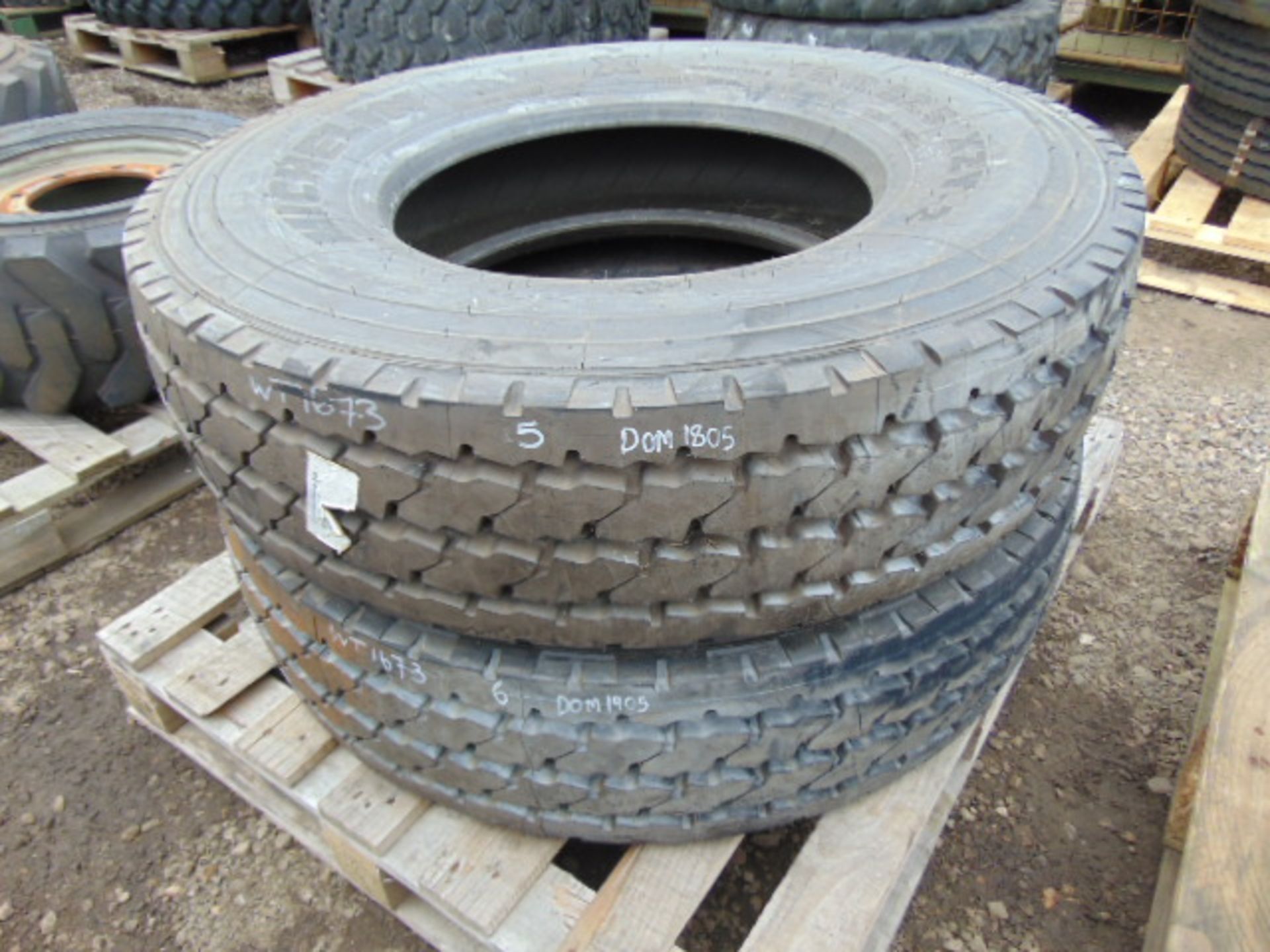 2 x Michelin 12R 22.5 XZY-2 Tyres