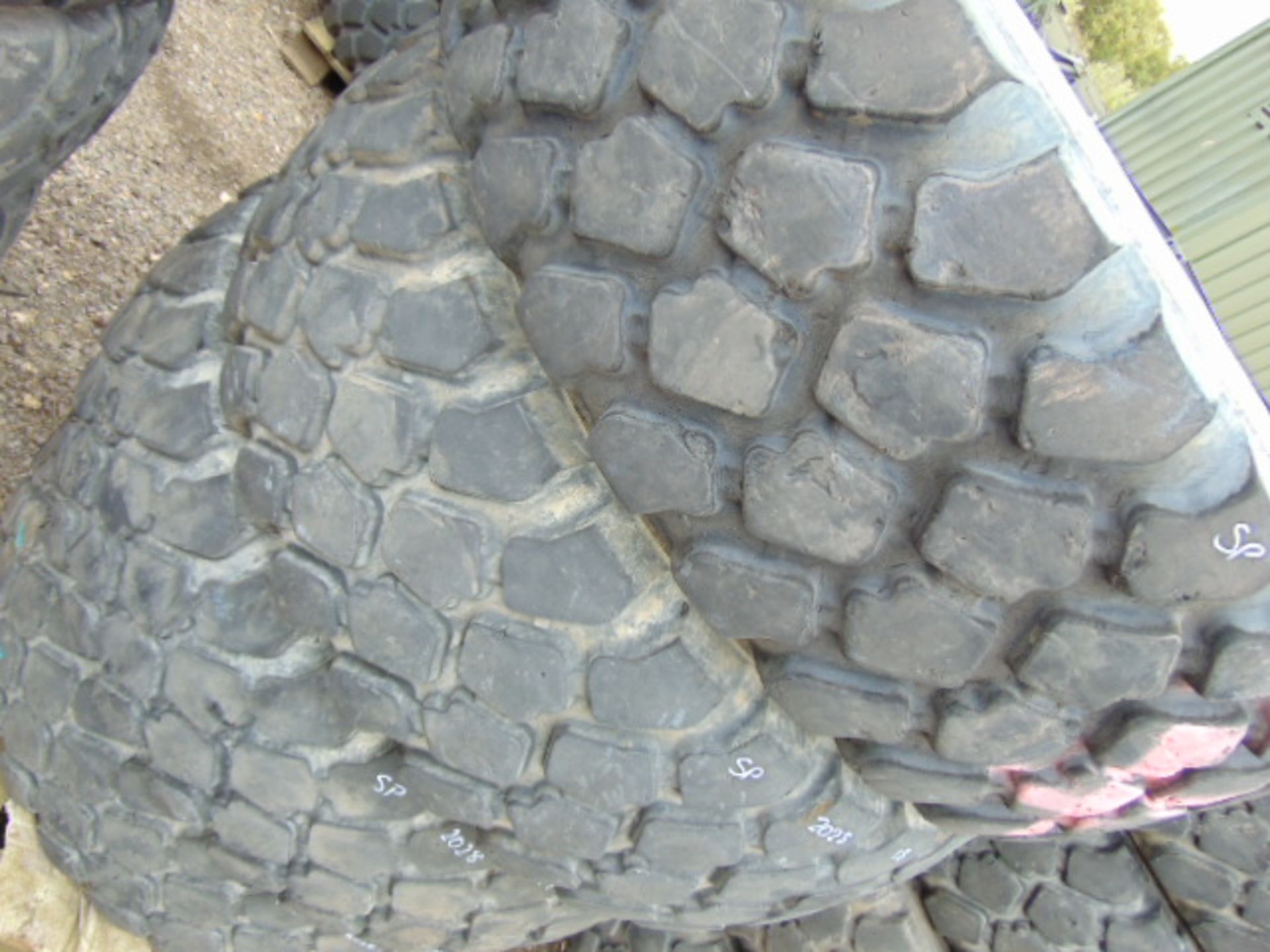 4 x Michelin XZL 395/85 R20 Tyres - Image 4 of 6