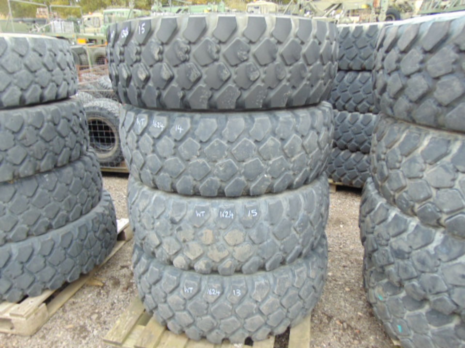 4 x Michelin XZL 395/85 R20 Tyres