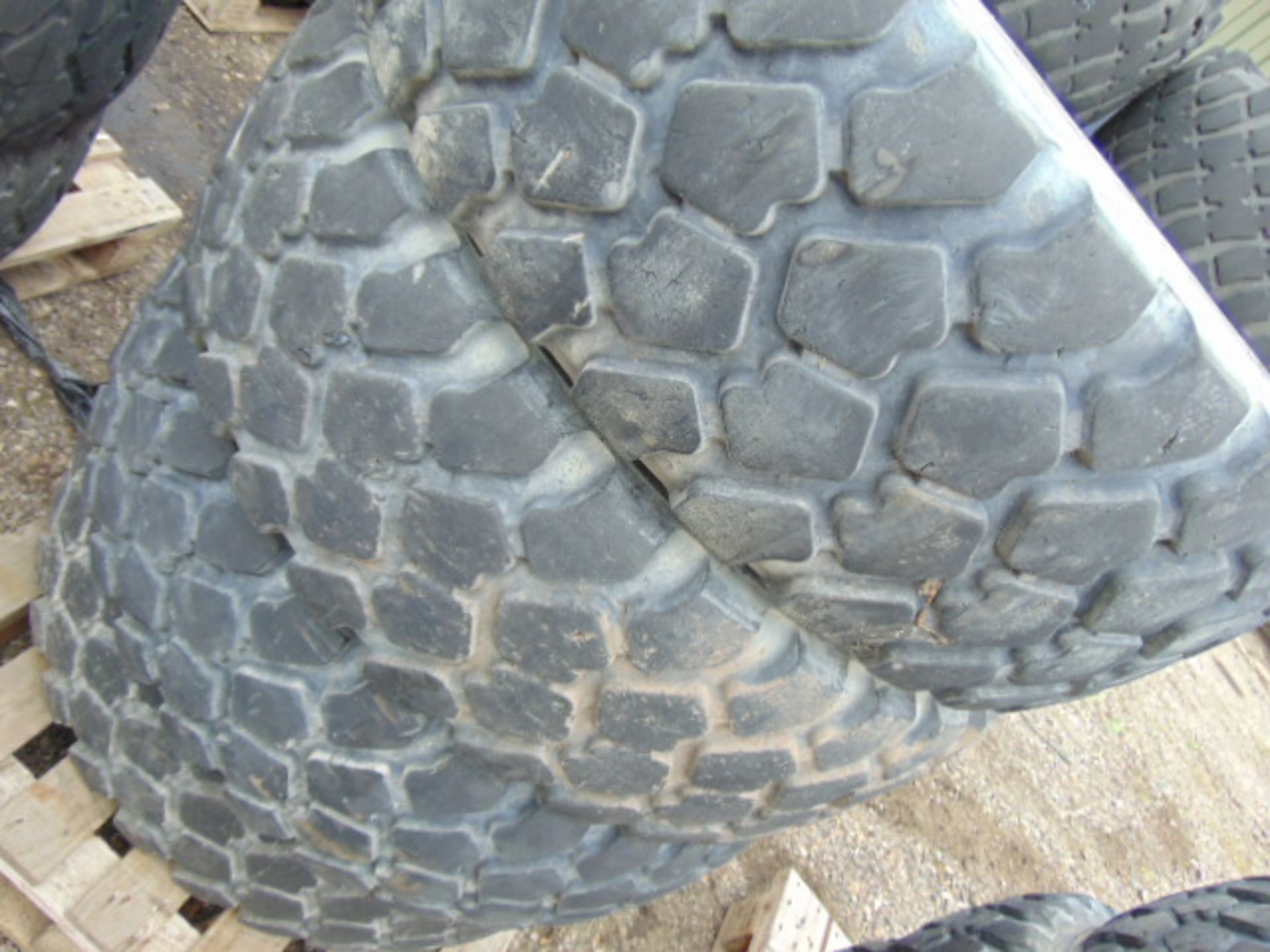 4 x Michelin 365/85 R20 XZL Tyres - Image 4 of 6