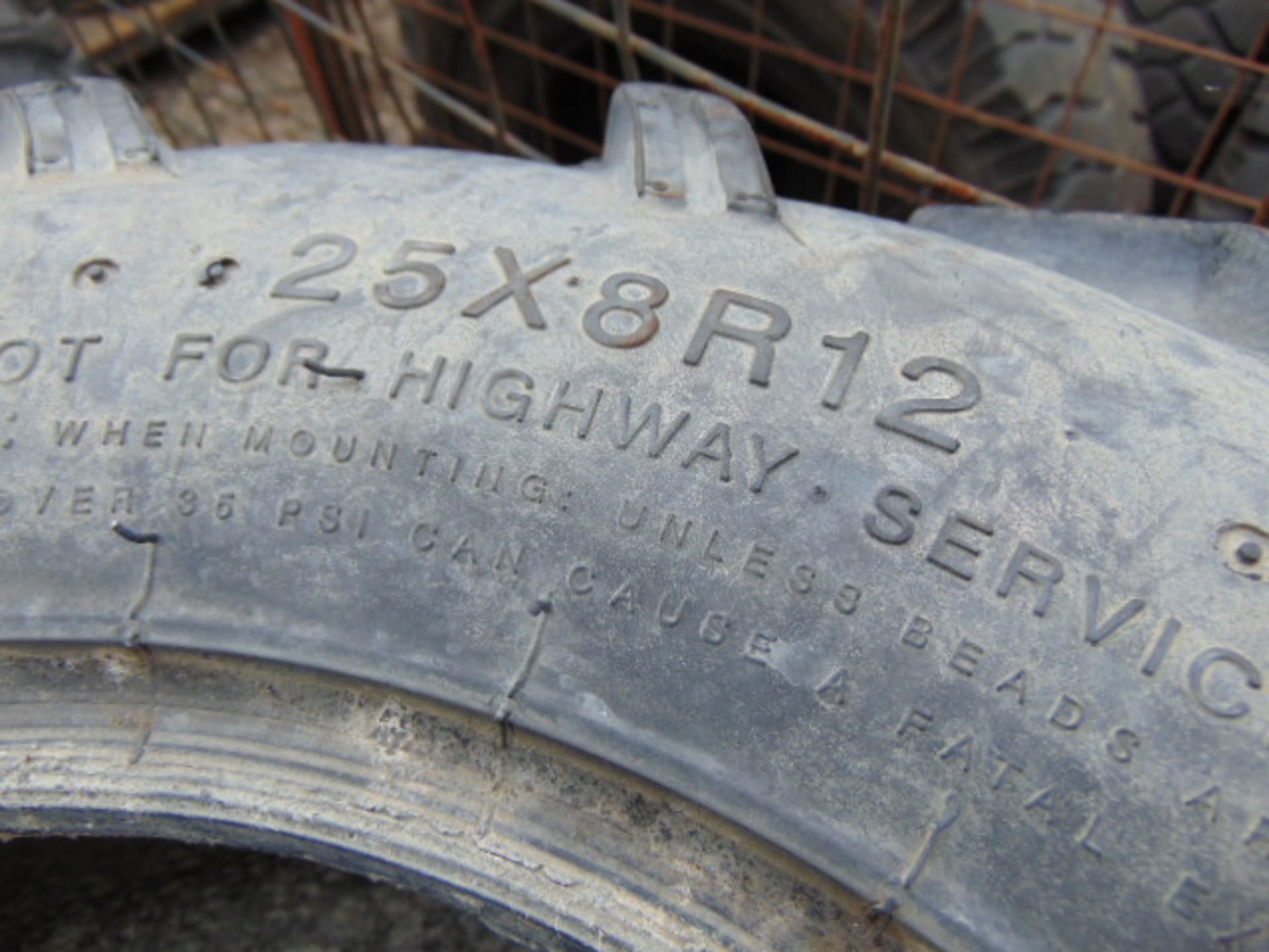 24 x Carlisle & Maxxis ATV Tyres - Image 8 of 8