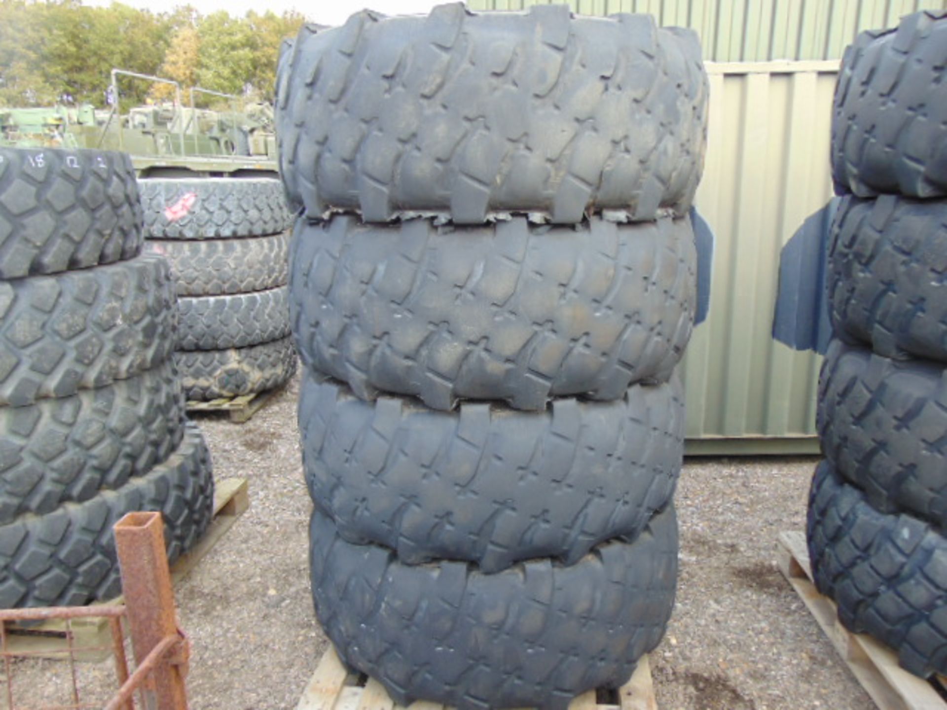 4 x Michelin XML 475/80 R20 Tyres