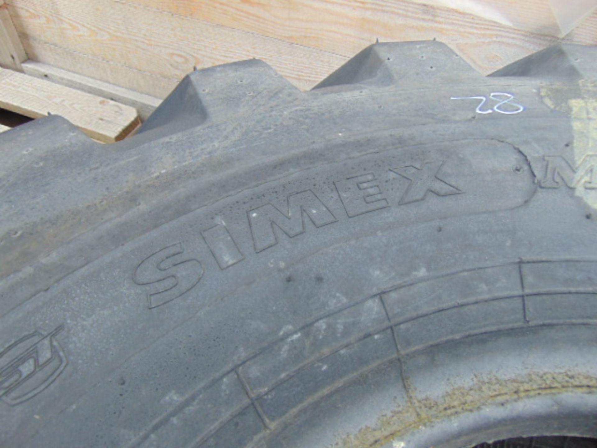 1 x Simex Military R/F 14.00-20 Tyre - Image 4 of 6