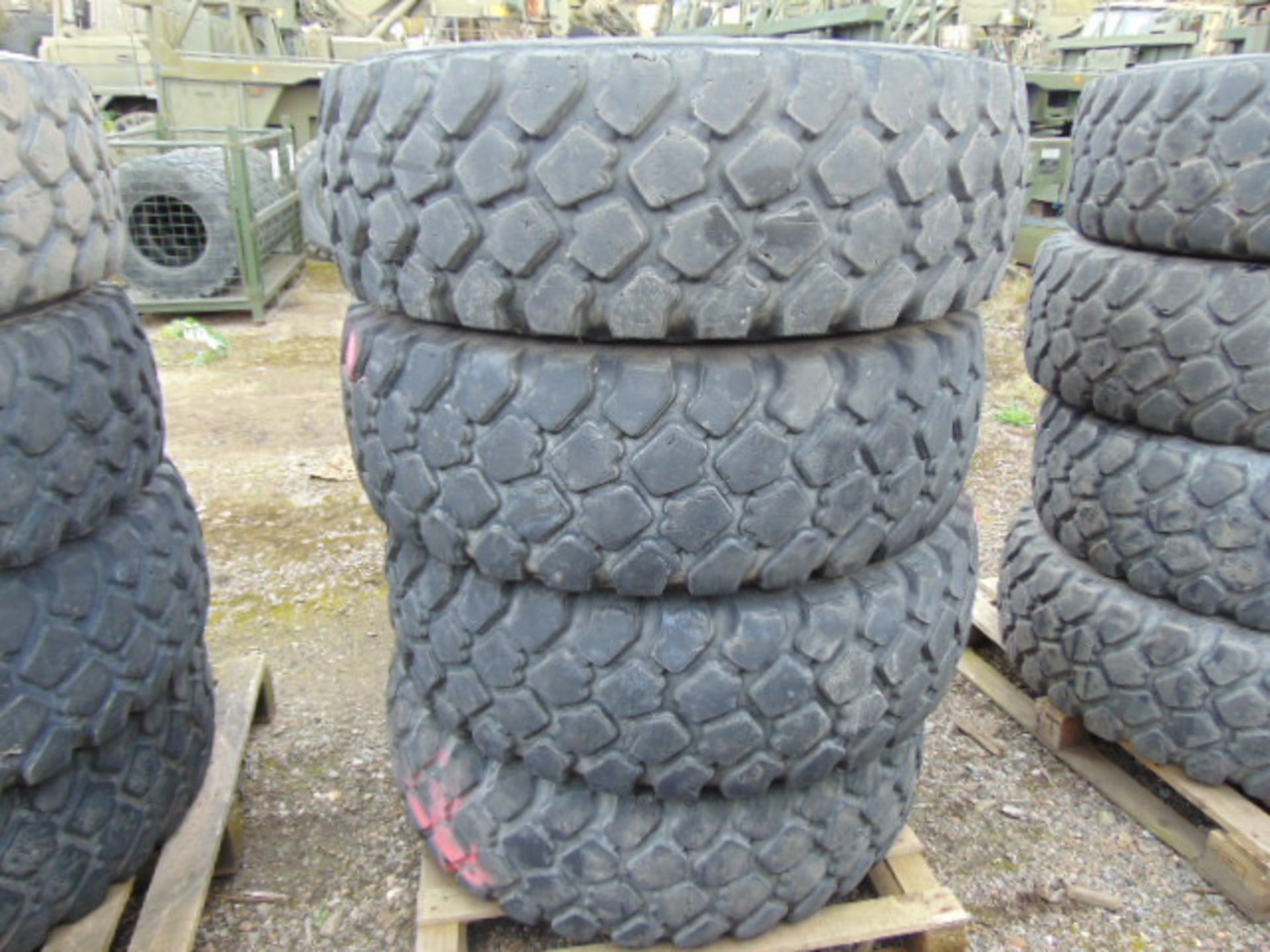 4 x Michelin XZL 395/85 R20 Tyres