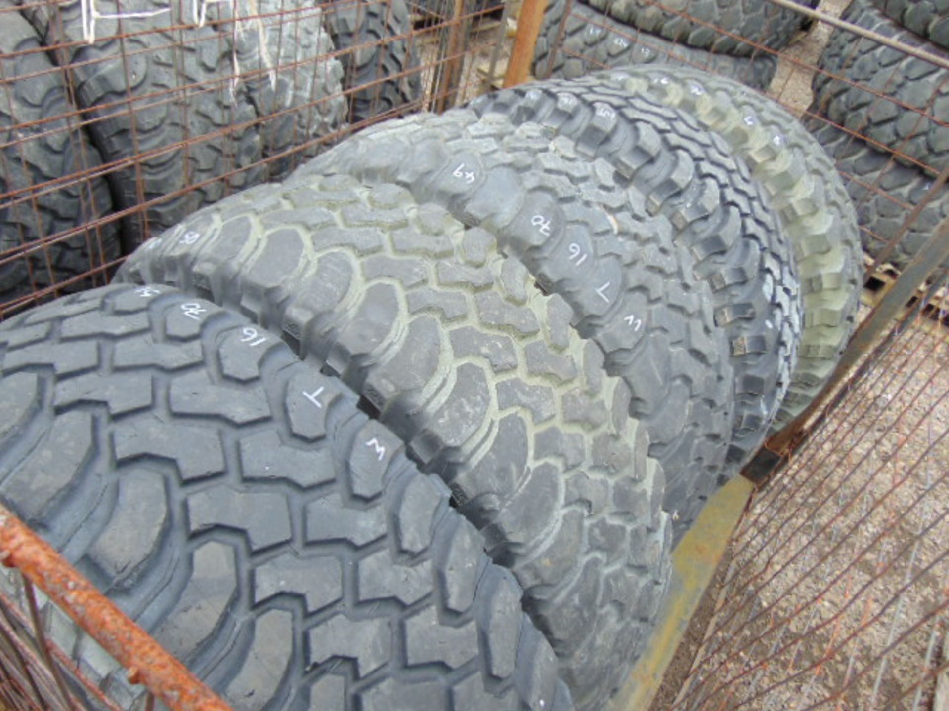 10 x BF Goodrich Mud-Terrain LT285/75 R16 Tyres - Image 3 of 6