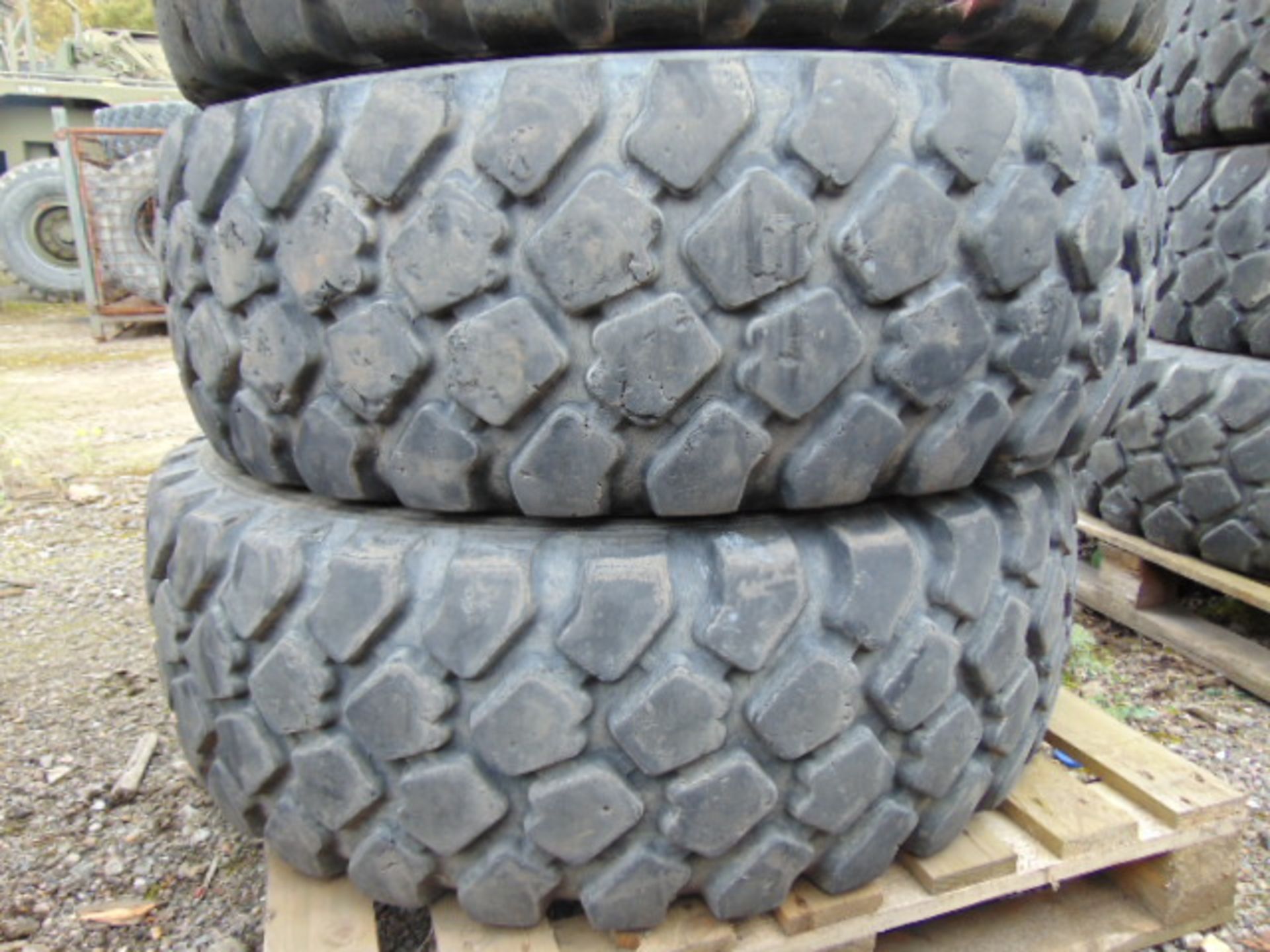 4 x Michelin XZL 395/85 R20 Tyres - Image 3 of 6