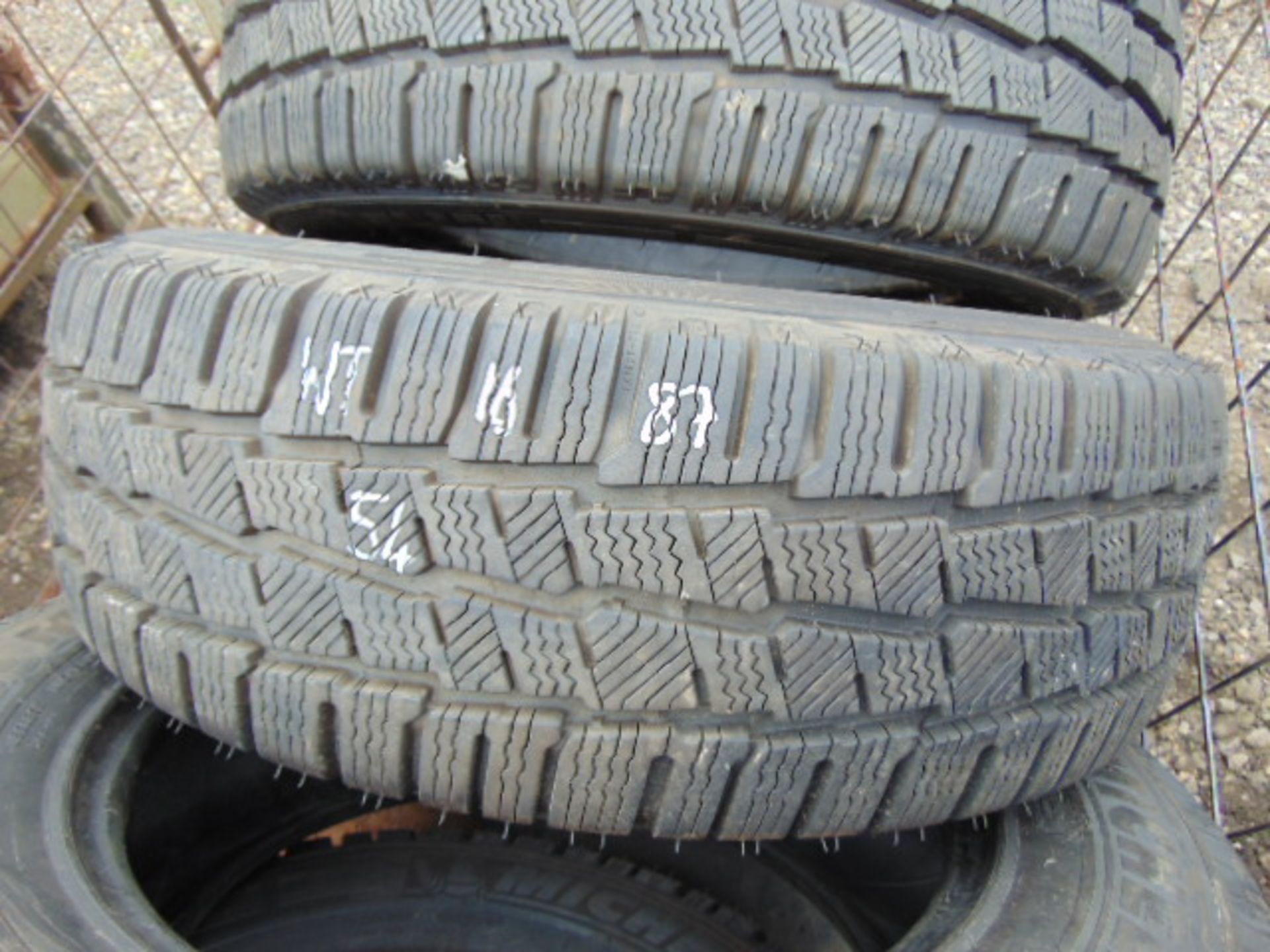 4 x Michelin Agilis Alpin 215/65 R16 Tyres - Image 6 of 7