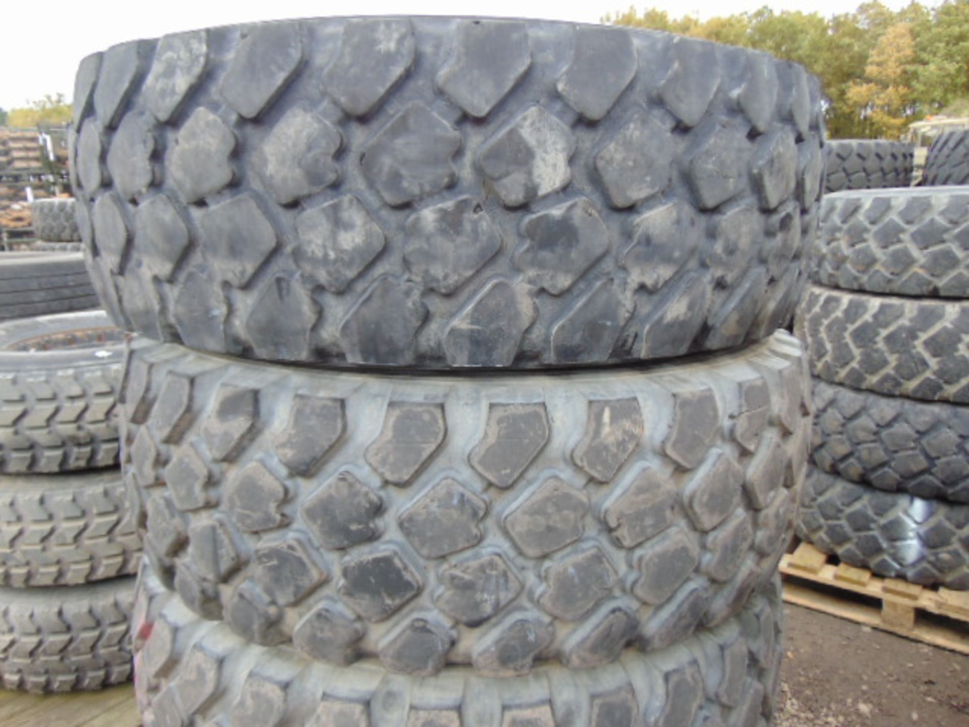 4 x Michelin XZL 395/85 R20 Tyres - Image 2 of 7