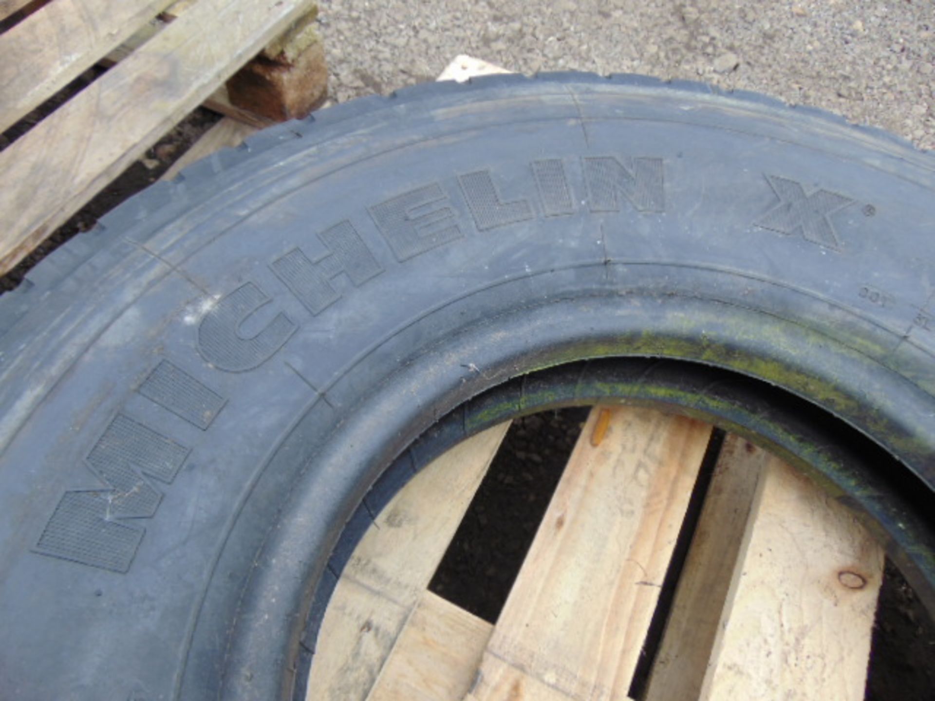 1 x Michelin 8.25 R16 XZA Tyre - Image 5 of 6